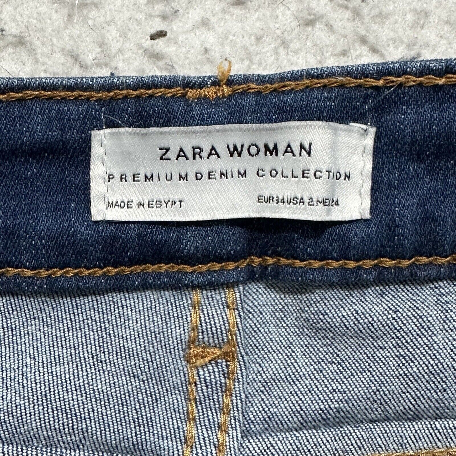Zara Zara Premium Denim 2 Skinny Leg High Rise Jeans (25x29) Size 26" / US 2 / IT 38 - 4 Thumbnail