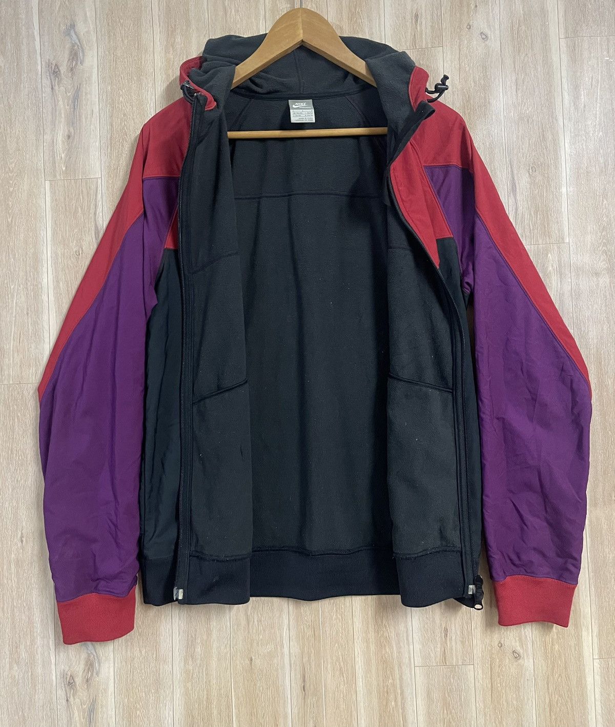 Nike Rare Nike Sweater Hoodie L fit M Colorblocks Jogging Running Size US L / EU 52-54 / 3 - 4 Thumbnail