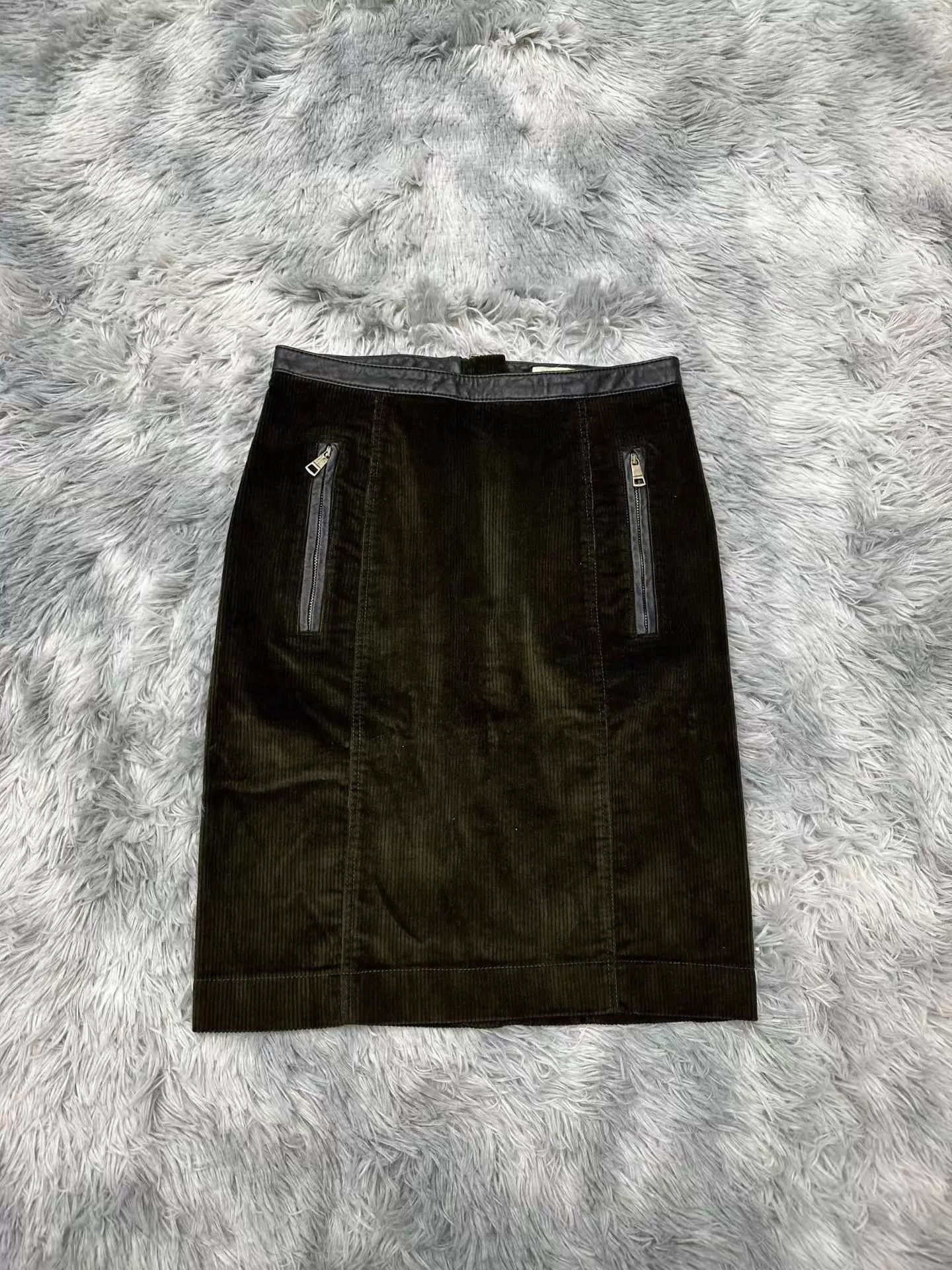 Burberry Burberry Corduroy Leather Panel Skirt UK6 New Size 26" / US 2 / IT 38 - 1 Thumbnail