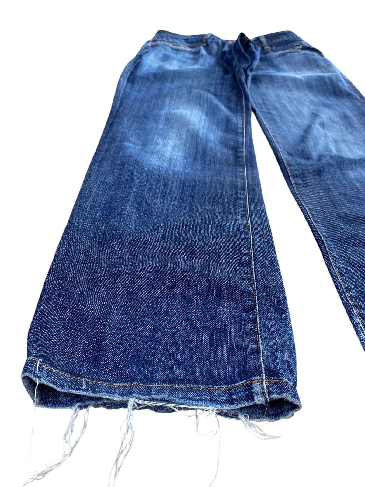 Japanese Brand Japanese Brand Blue Faded Wash Style Loose Jeans Size US 30 / EU 46 - 7 Thumbnail