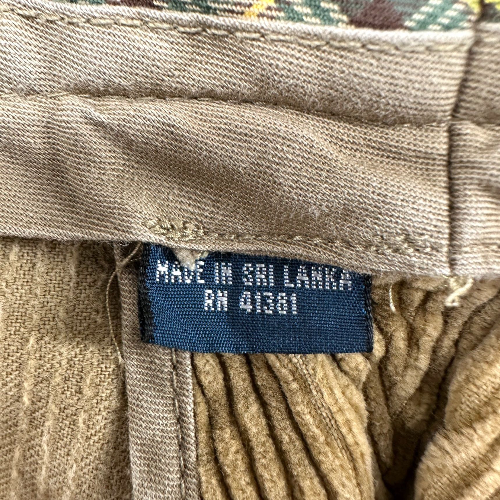 Polo Ralph Lauren VINTAGE Polo Ralph Lauren Pants Men 38x32 Brown Corduroy Classic Fit Straight Wide Wale Chino Casual Mens Supervised by Polo Ralph Lauren? Size US M / EU 48-50 / 2 - 5 Thumbnail
