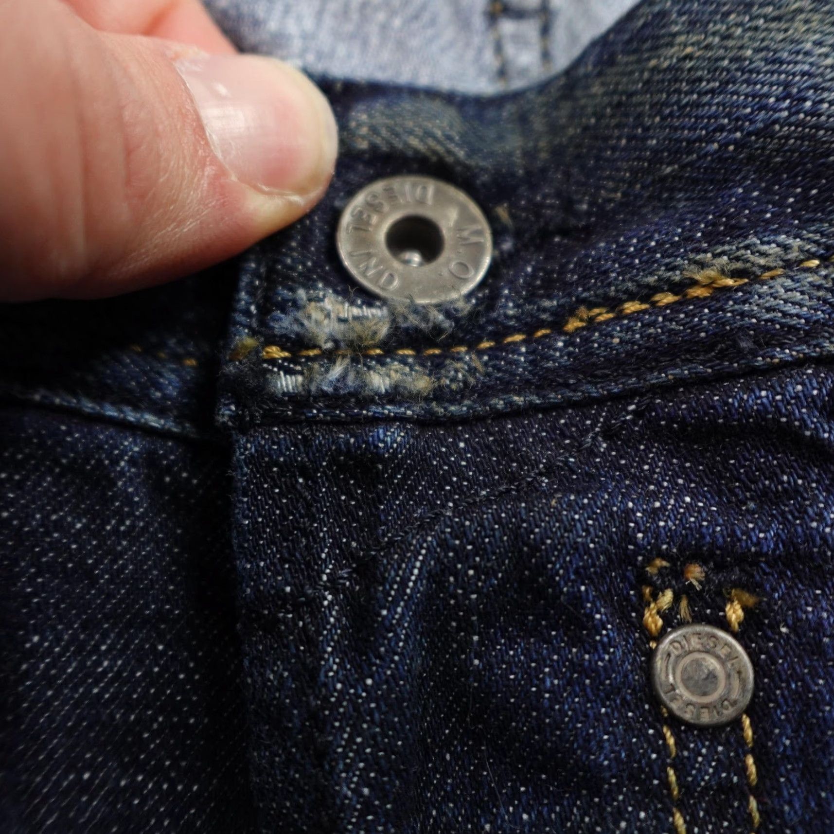 Diesel Diesel Jeans Mens 38x32 Blue Denim Quratt 008FI Button Fly Straight Loose Italy Jeans Mens 38 Blue Denim Quratt 008FI Button Fly Straight Loose Italy Size US 38 / EU 54 - 4 Thumbnail