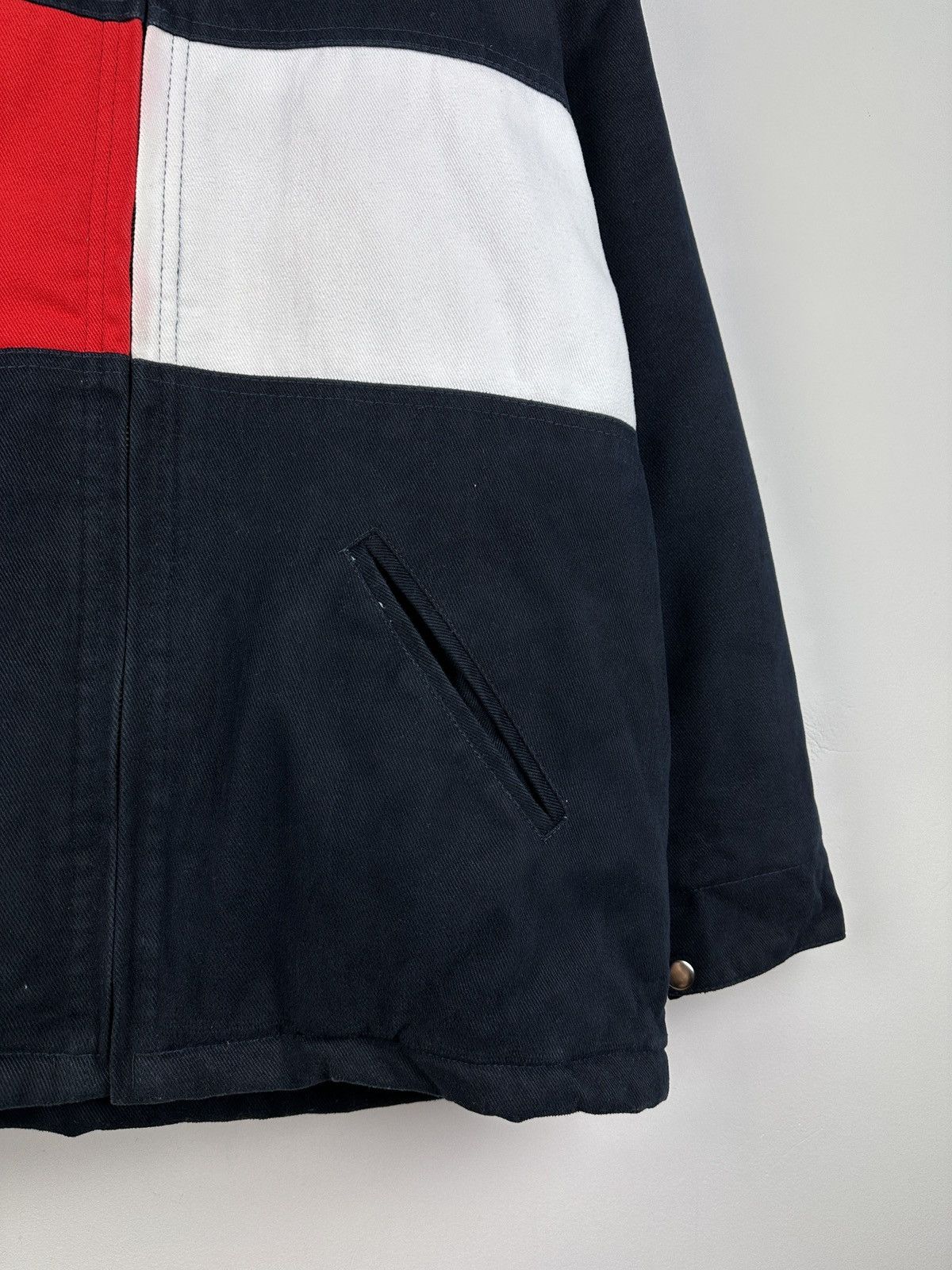 Tommy Hilfiger × Vintage Vintage 90’s Tommy Hilfiger Big Embroidered Logo Jacket Size US XS / EU 42 / 0 - 15 Thumbnail