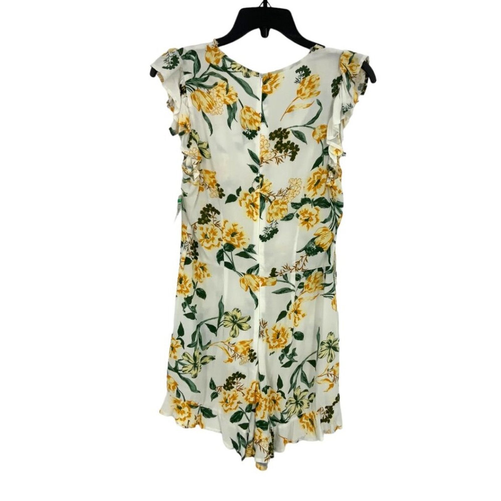 Steve Madden Steve Madden Floral V Neck Flutter Sleeve Romper XS NWOT Size 26" / US 2 / IT 38 - 7 Thumbnail