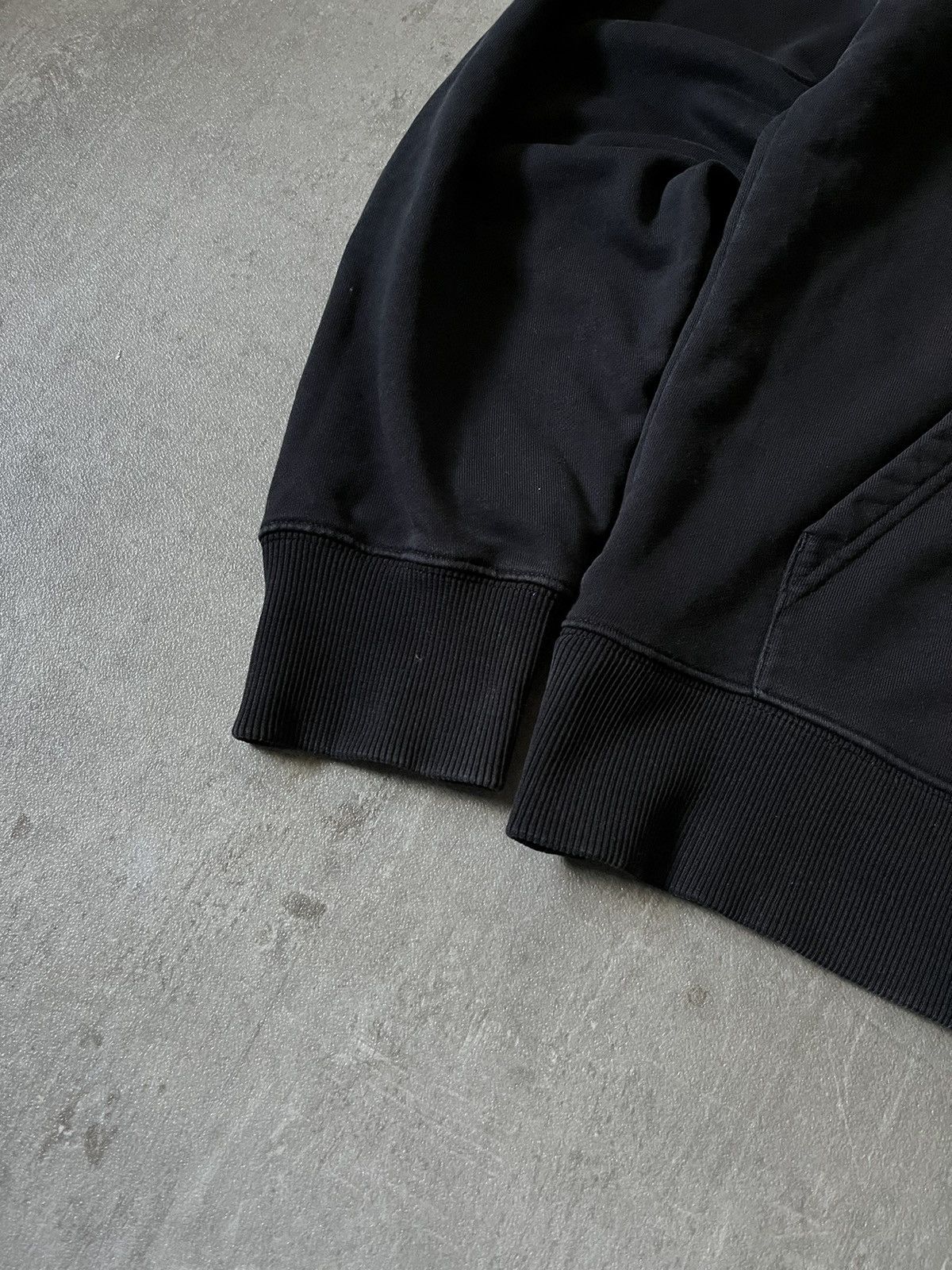 Helmut Lang Helmut Lang „ As The World Turns” black hoodie Size US M / EU 48-50 / 2 - 5 Thumbnail