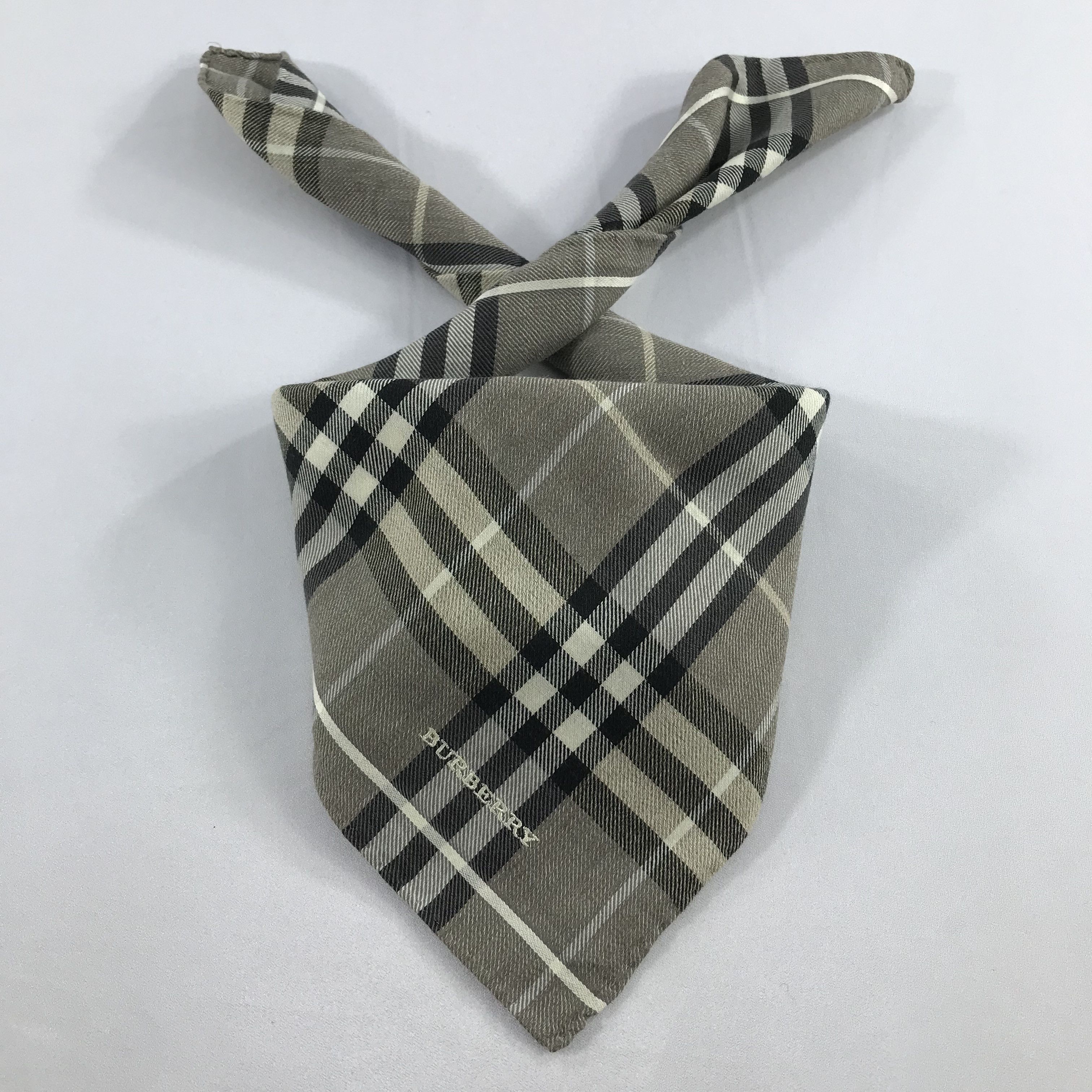 Burberry × Vintage Burberry Bandana / Handkerchief / Neckerchief - S2340 Size ONE SIZE - 4 Thumbnail
