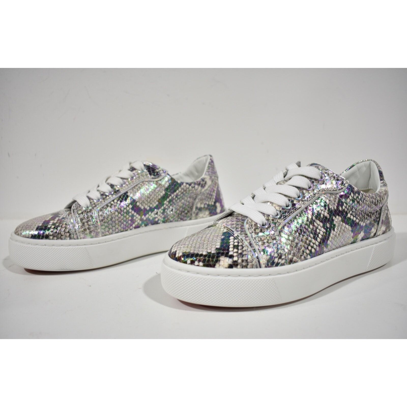 Christian Louboutin Christian Louboutin Flat Snake Lace Up Low Top Sneaker 38.5 Size US 8.5 / IT 38.5 - 9 Thumbnail