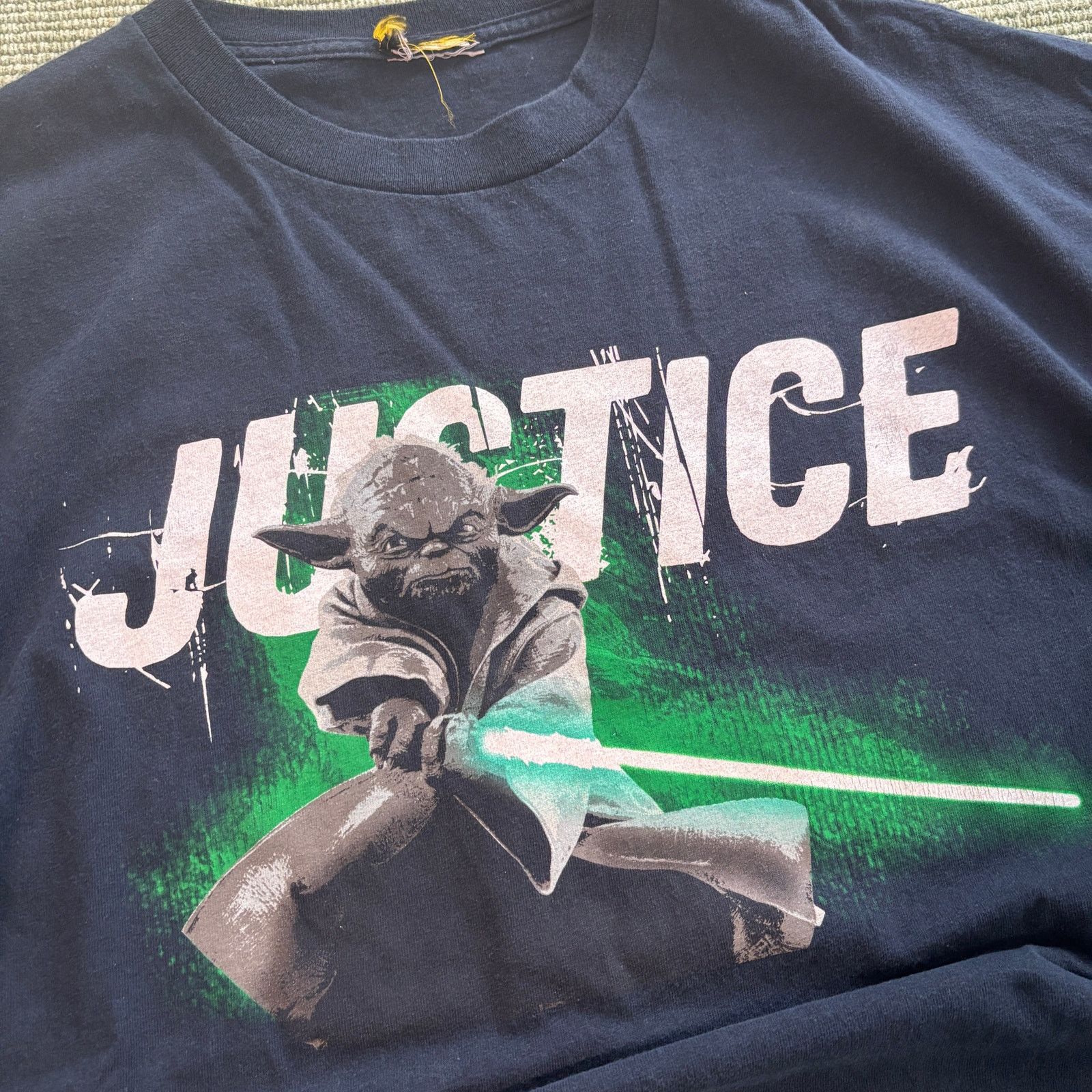 Star Wars × Vintage Vintage Star Wars Yoda "Justice" Tee Shirt Y2K Sz XL Size US XL / EU 56 / 4 - 3 Thumbnail