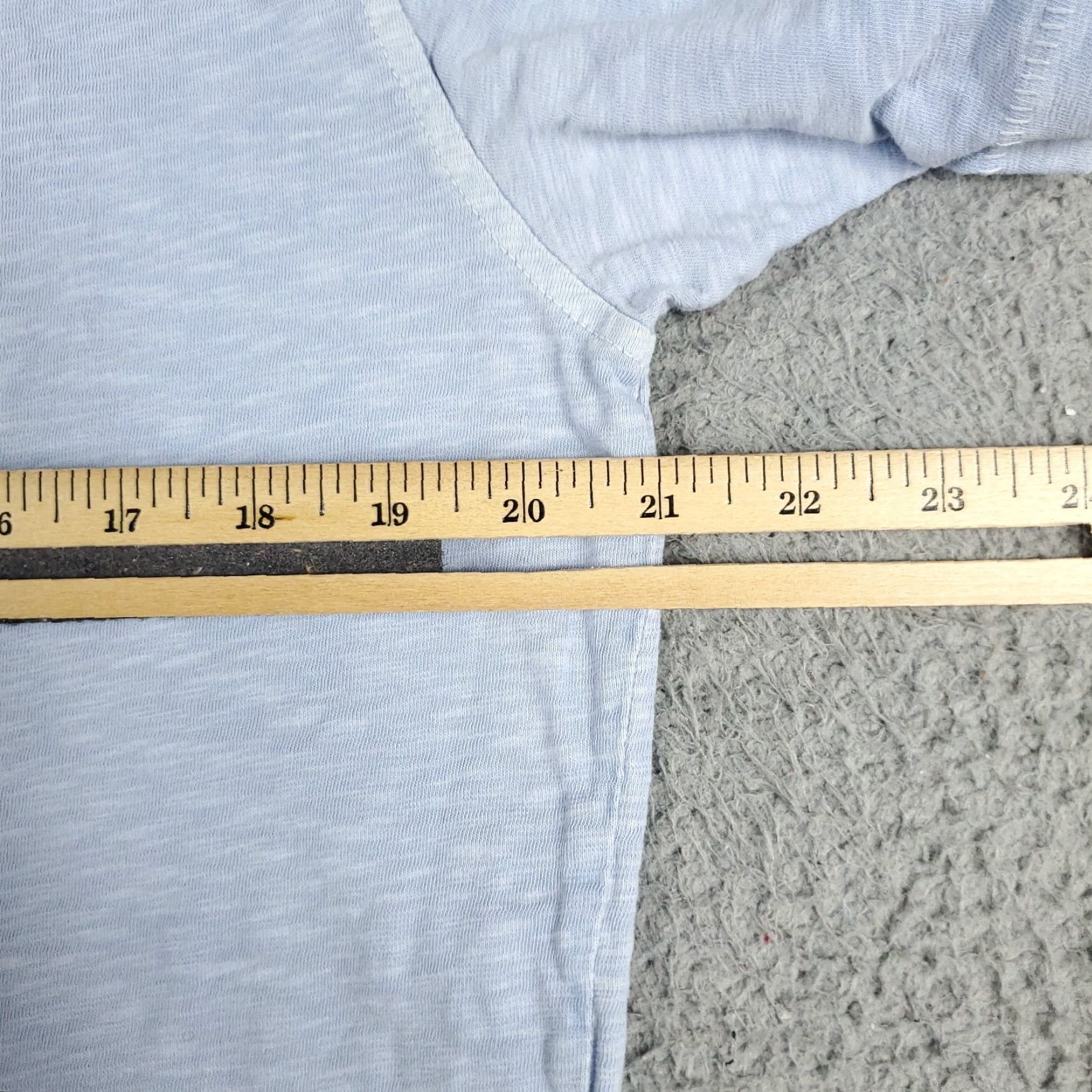 Vineyard Vines VINTAGE? No—Vineyard Vines Polo Shirt Mens Large Blue Whale Casual Short Sleeve Shirt L Blue Logo Preppy Classic Mens Polo Size US L / EU 52-54 / 3 - 5 Thumbnail