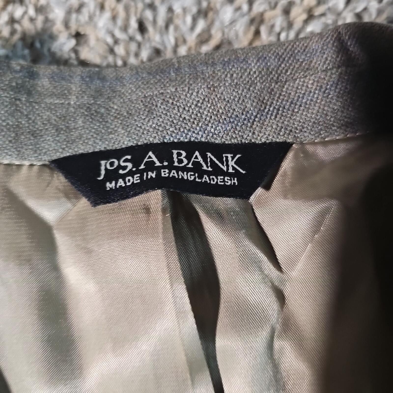 Jos. A. Bank Jos. A Bank 44R 2 Button Blazer Silk & Wool Size 44R - 4 Thumbnail