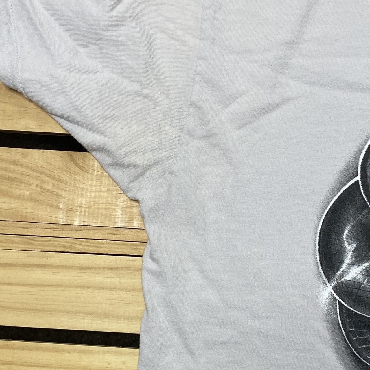 Gildan Chinese Dragon vs Tiger Gray Y2K Skate-Style Tee Size Large Size US L / EU 52-54 / 3 - 3 Thumbnail