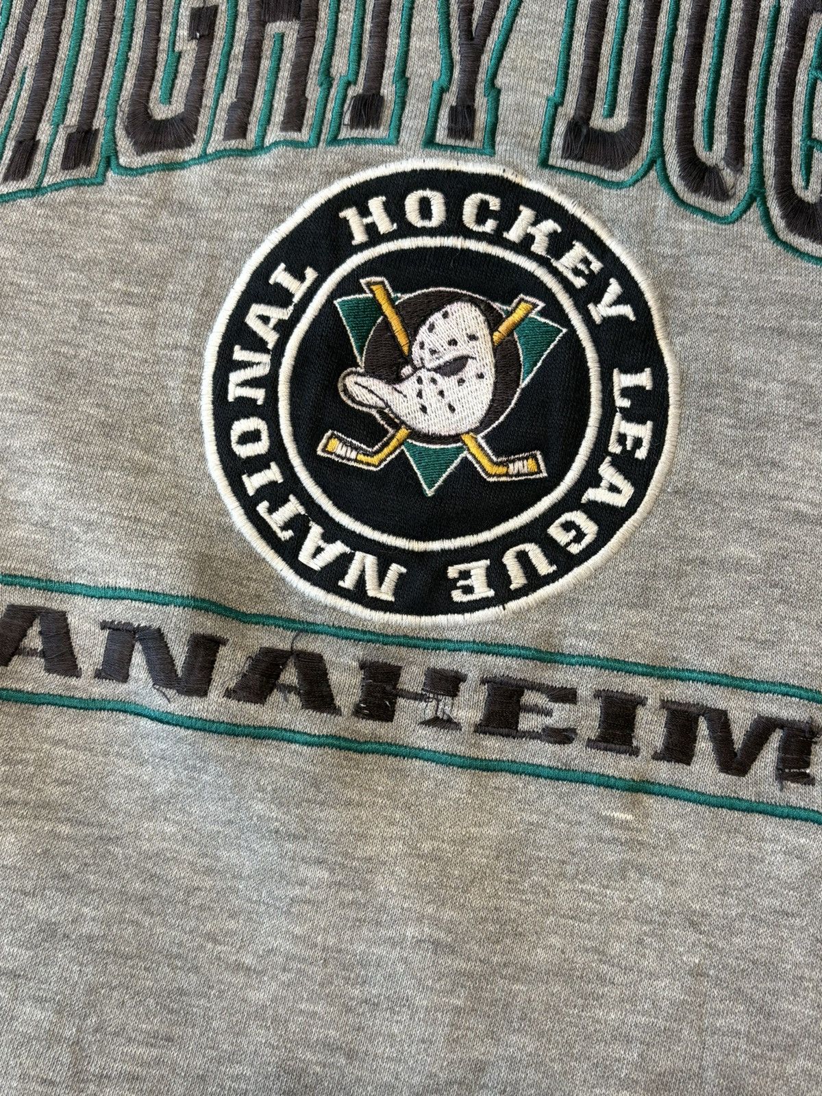 NHL Vintage 90 s Mighty Ducks NHL V-neck Sweatshirt Size US L / EU 52-54 / 3 - 8 Thumbnail