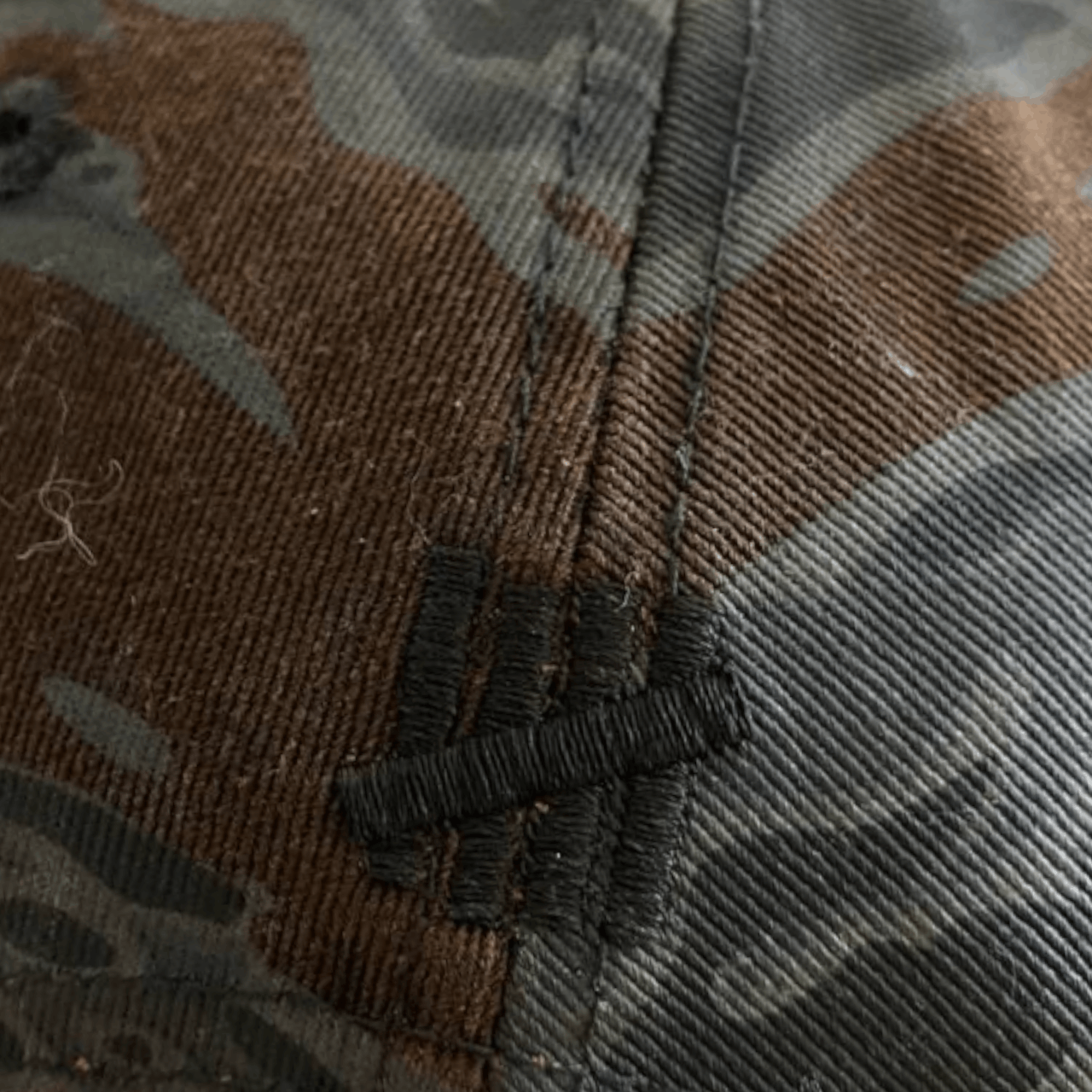 Undefeated Undefeated Play Dirty Embroidered Tiger Stripe Snapback Hat Size ONE SIZE - 12 Thumbnail
