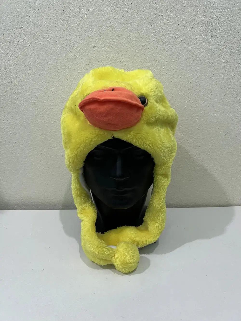Japanese Brand Japanese Brand Duck Mascot Beanie Hat Size ONE SIZE - 2 Thumbnail