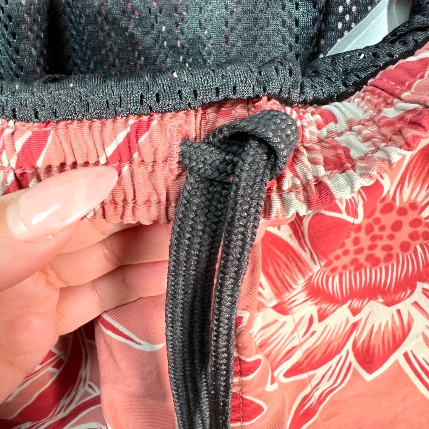 Patagonia Patagonia Womens Small Floral Swim Shorts Recycled Polyester Pink Size 28" / US 6 / IT 42 - 5 Thumbnail