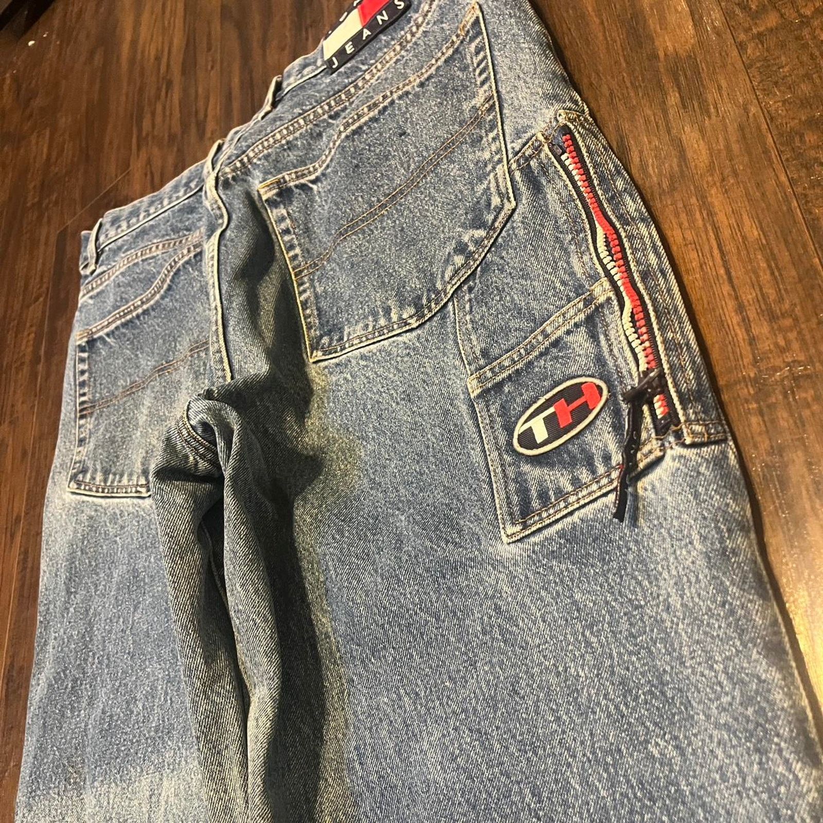 Tommy Hilfiger Vintage Tommy Hilfiger Baggy Jeans Size US 36 / EU 52 - 6 Thumbnail