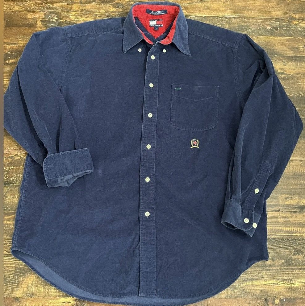 Tommy Hilfiger × Vintage Vintage Tommy Hilfiger Deep Corduroy Button Up Shirt Size US M / EU 48-50 / 2 - 1 Thumbnail