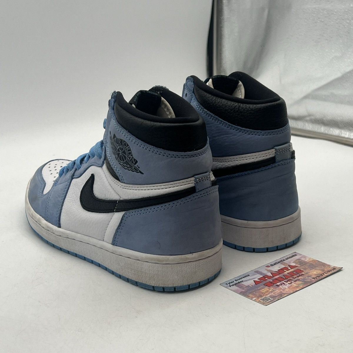 Nike Air Jordan 1 High University blue Size US 8.5 / EU 41-42 - 4 Thumbnail