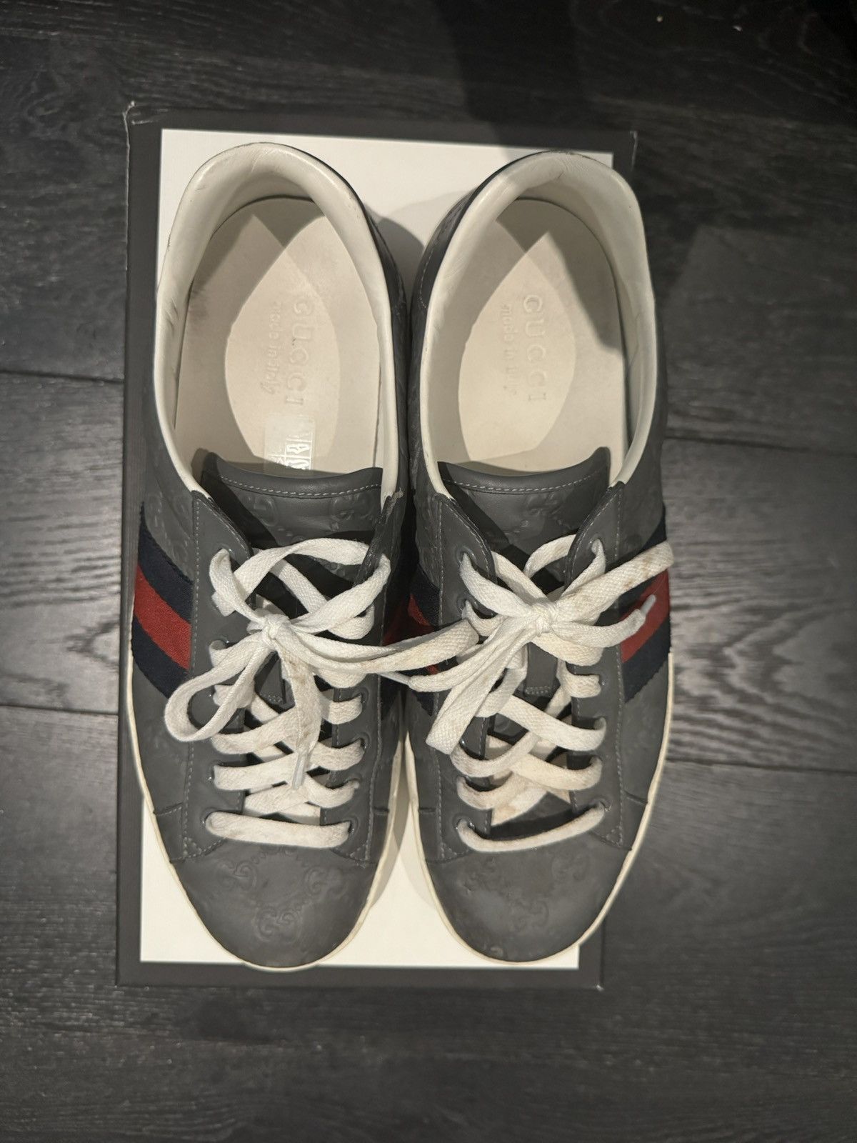Gucci Gucci Lowtop Sneakers Grey Size US 10.5 / EU 43-44 - 1 Thumbnail