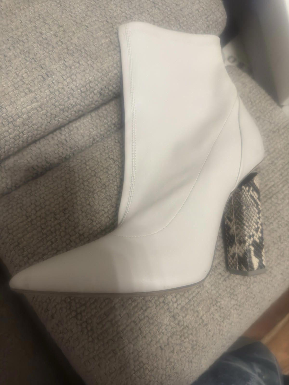 VIC MATI Vic Matie Leather Pointed Snake Ankle Boots Sz 39/8 Italy Size US 8 / IT 38 - 6 Thumbnail