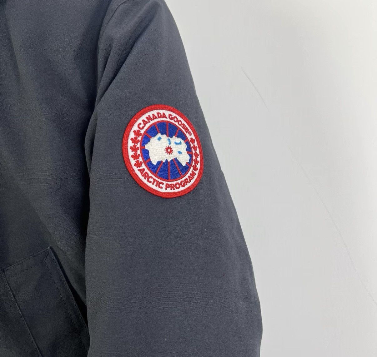 Canada Goose Canada Goose / Navy Parka Down Jacket K12 Size S / US 4 / IT 40 - 4 Thumbnail