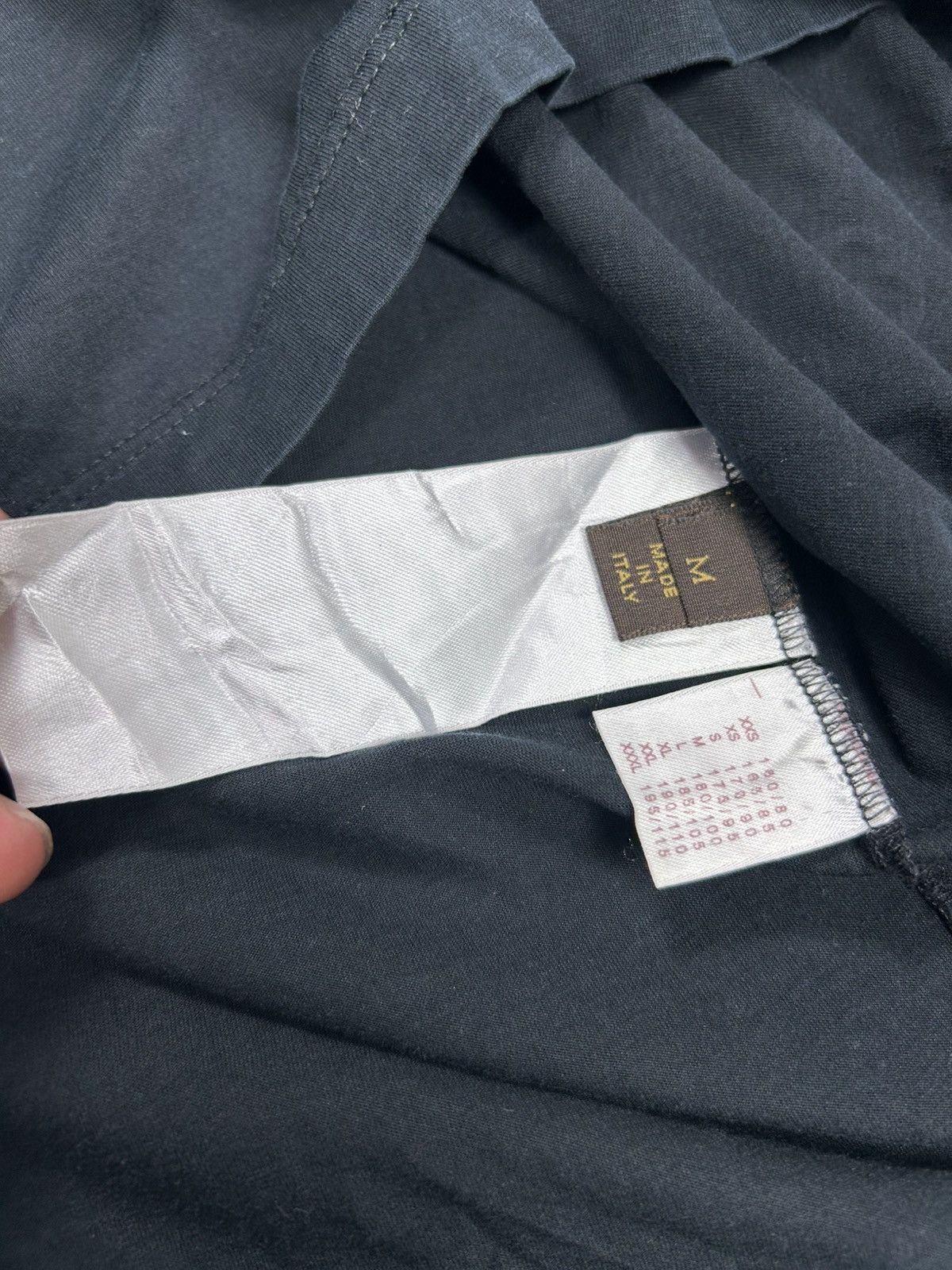 Louis Vuitton LV Louis Vuitton Longsleeve T-Shirt Size US M / EU 48-50 / 2 - 7 Thumbnail