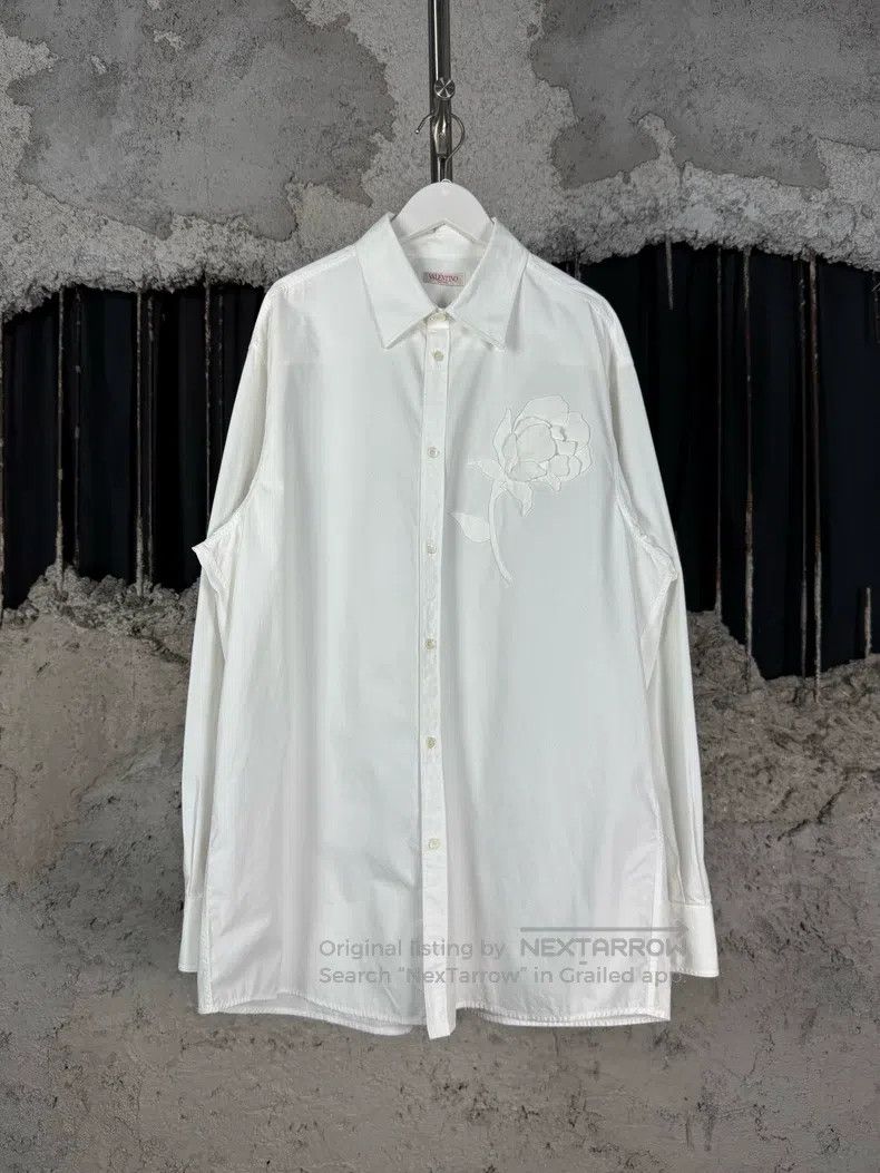 Valentino Valentino White rose shirt Size XS / US 0-2 / IT 36-38 - 1 Thumbnail