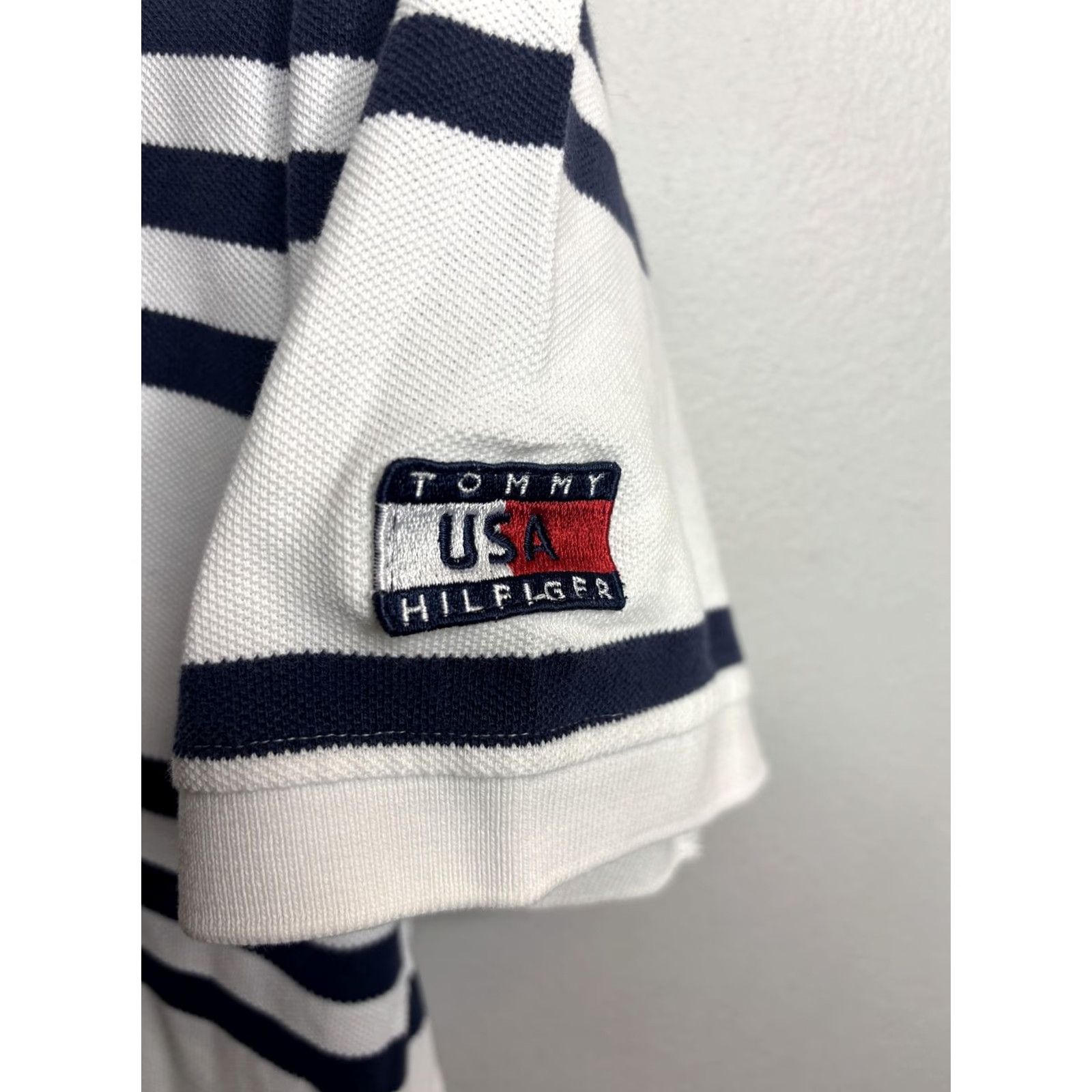 Tommy Hilfiger VINTAGE Tommy Hilfiger Polo Shirt Mens XL Navy Stripe International 90s Rugby Shirt Size US XL / EU 56 / 4 - 3 Thumbnail