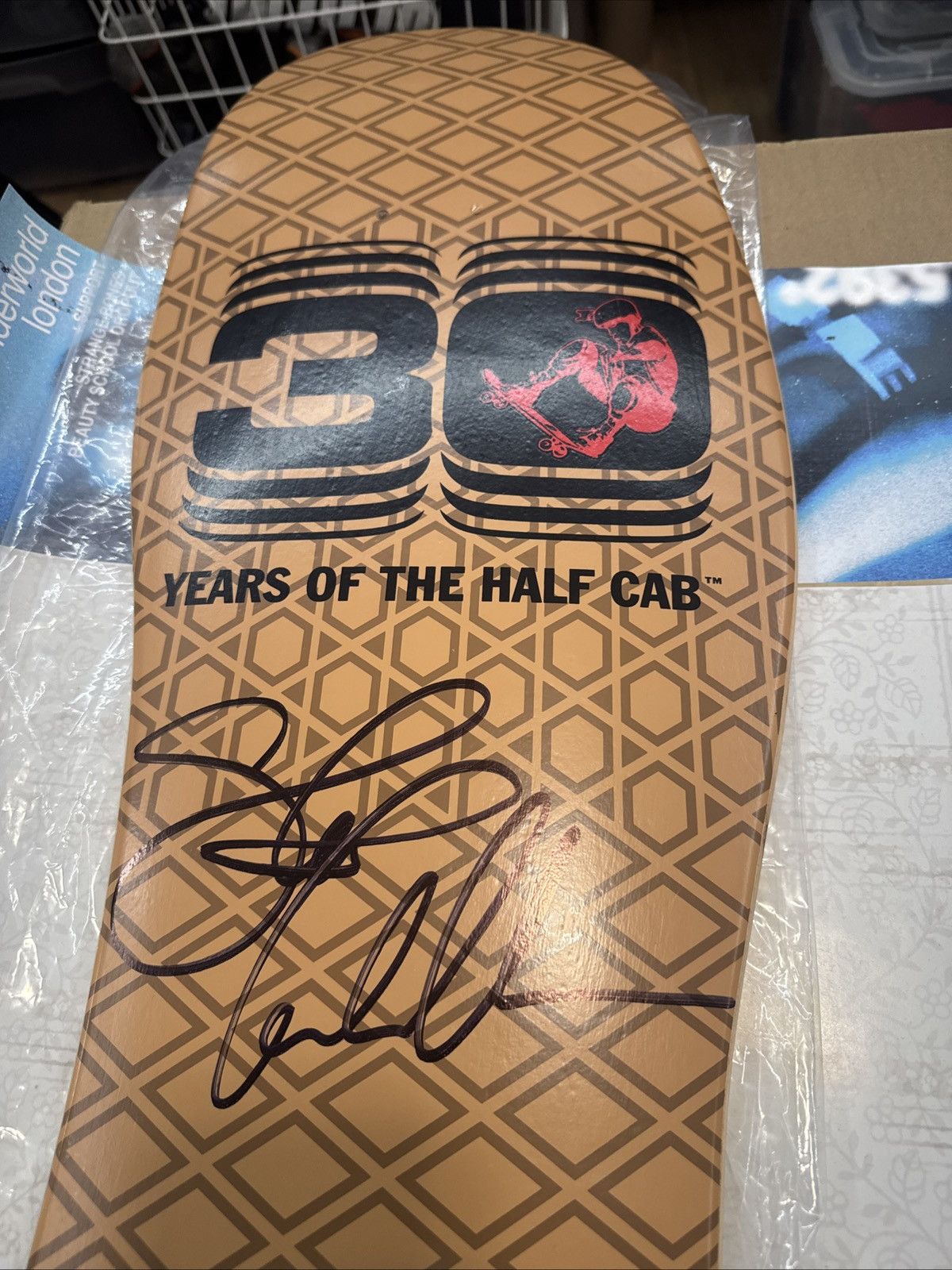 Vans Vans 30 Years Of The Half-cab signed deck 184/200 Size ONE SIZE - 3 Thumbnail