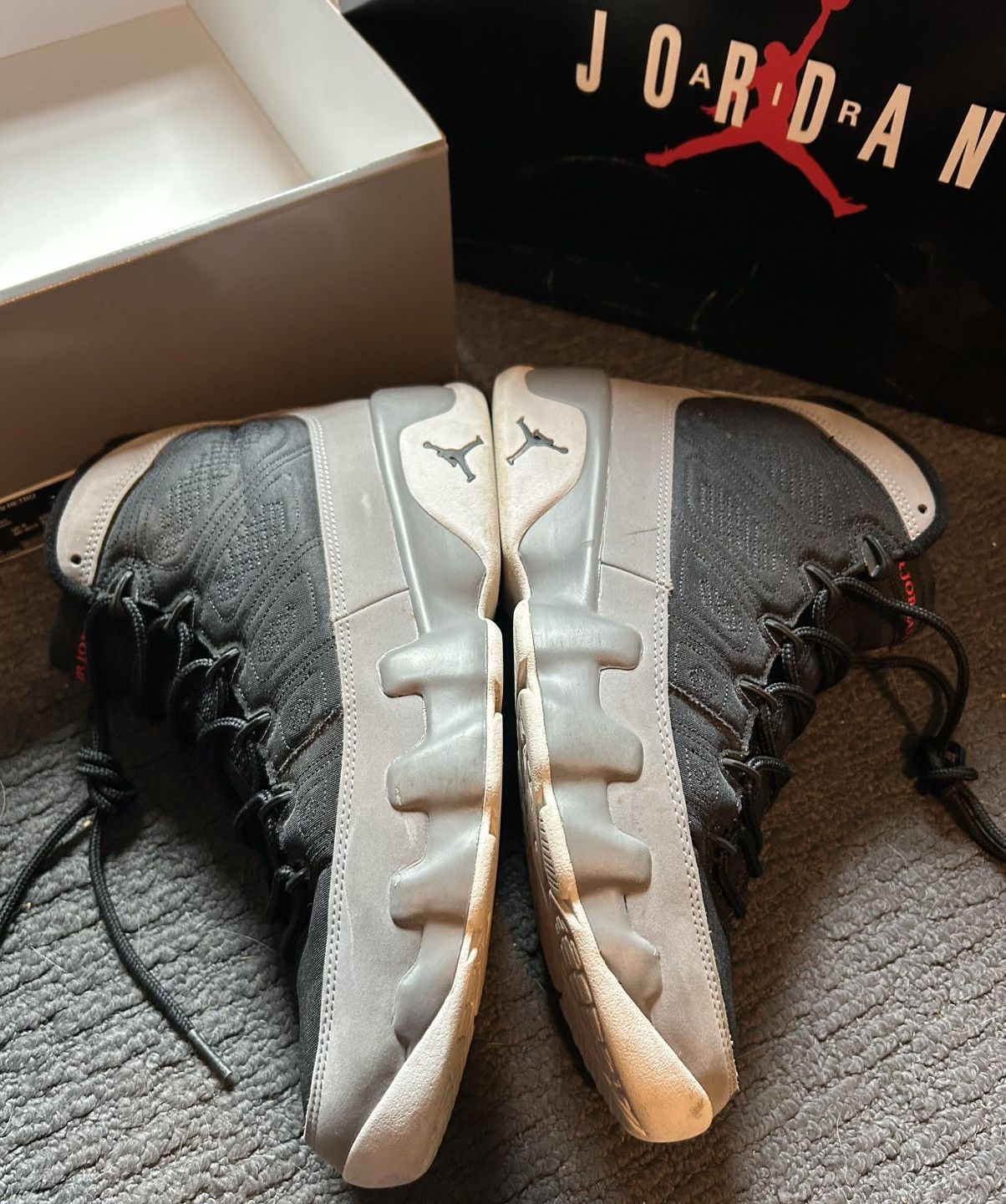 Jordan Brand Jordan Retro 9 Particle Gray Size US 9 / EU 42 - 8 Thumbnail