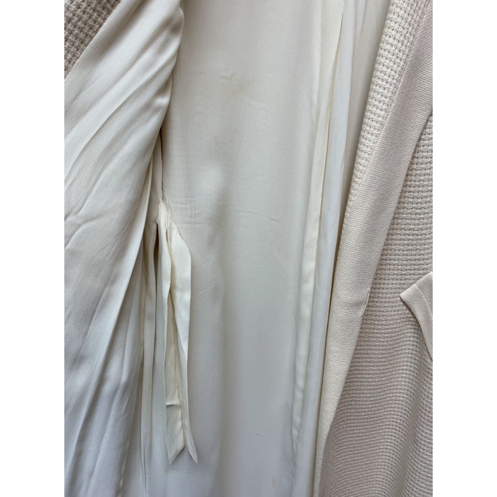 Vintage VINTAGE Coat Ladies Waffle Knit Long Fully Lined Ivory M/L Women's Medium Size M / US 6-8 / IT 42-44 - 6 Thumbnail