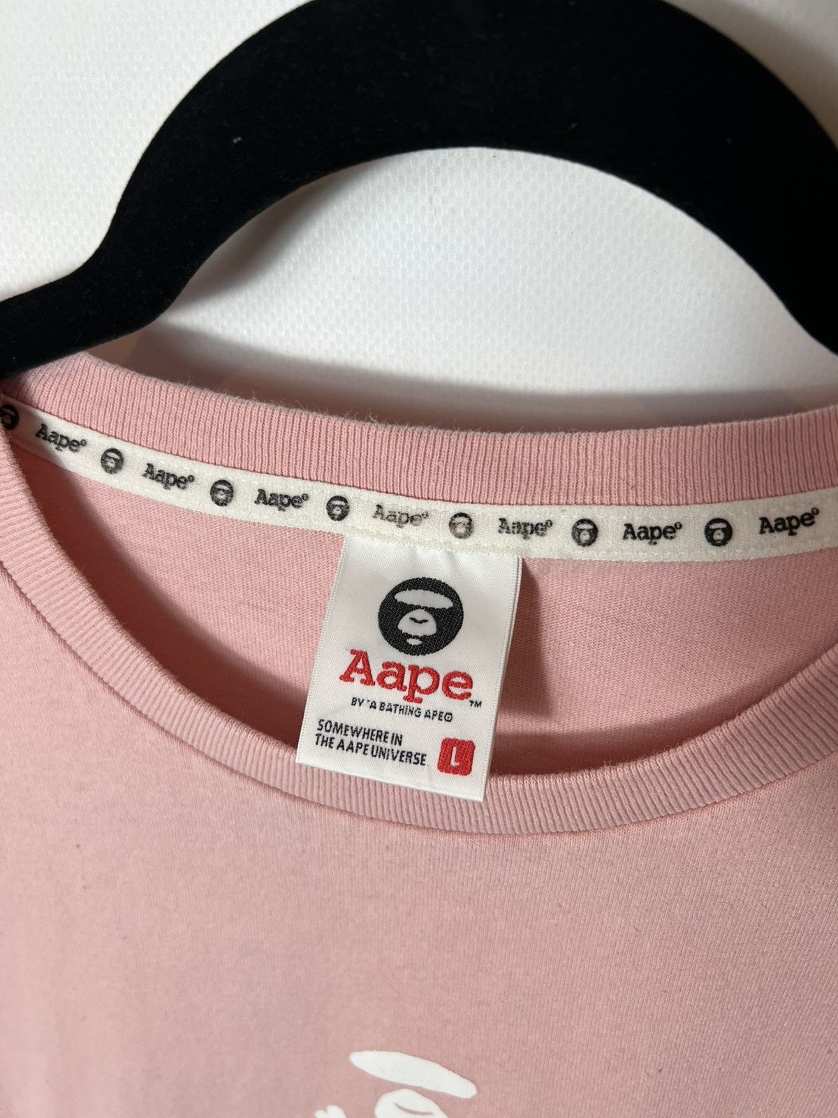 Aape Vintage streetwear y2k A bathing ape bape pink T-shirt Size US L / EU 52-54 / 3 - 6 Thumbnail