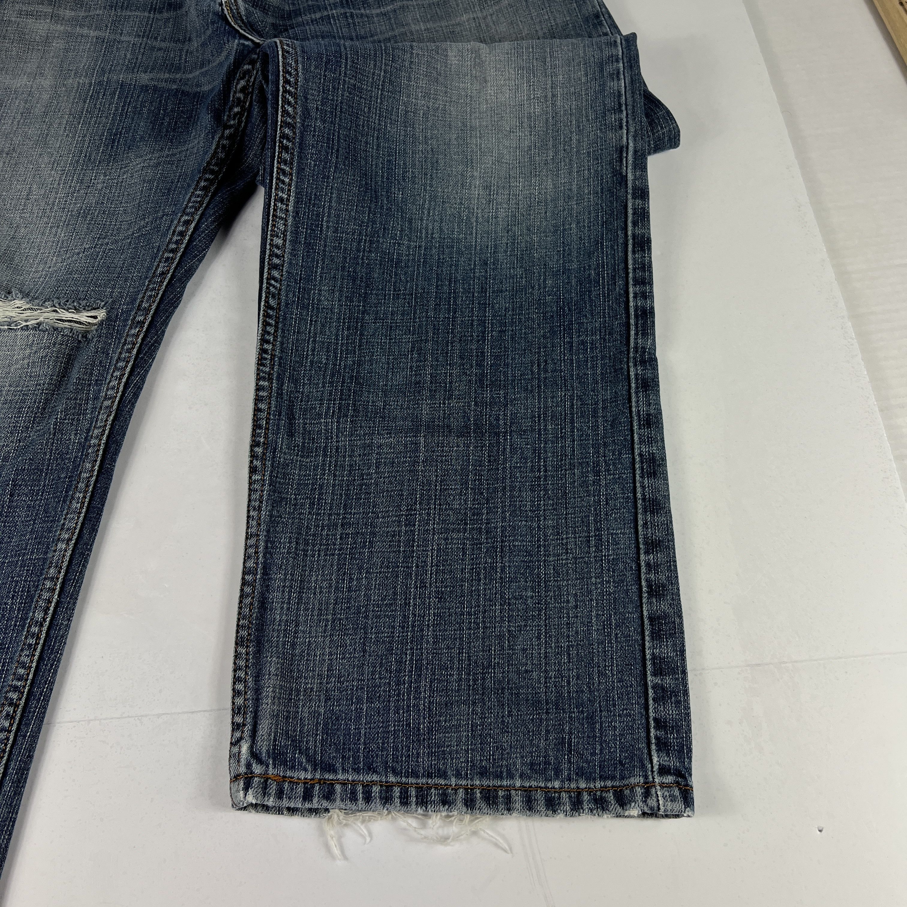 Levi's Y2K Levi's Jeans 559 Relaxed Straight Blue Thrashed Denim Size US 34 / EU 50 - 6 Thumbnail