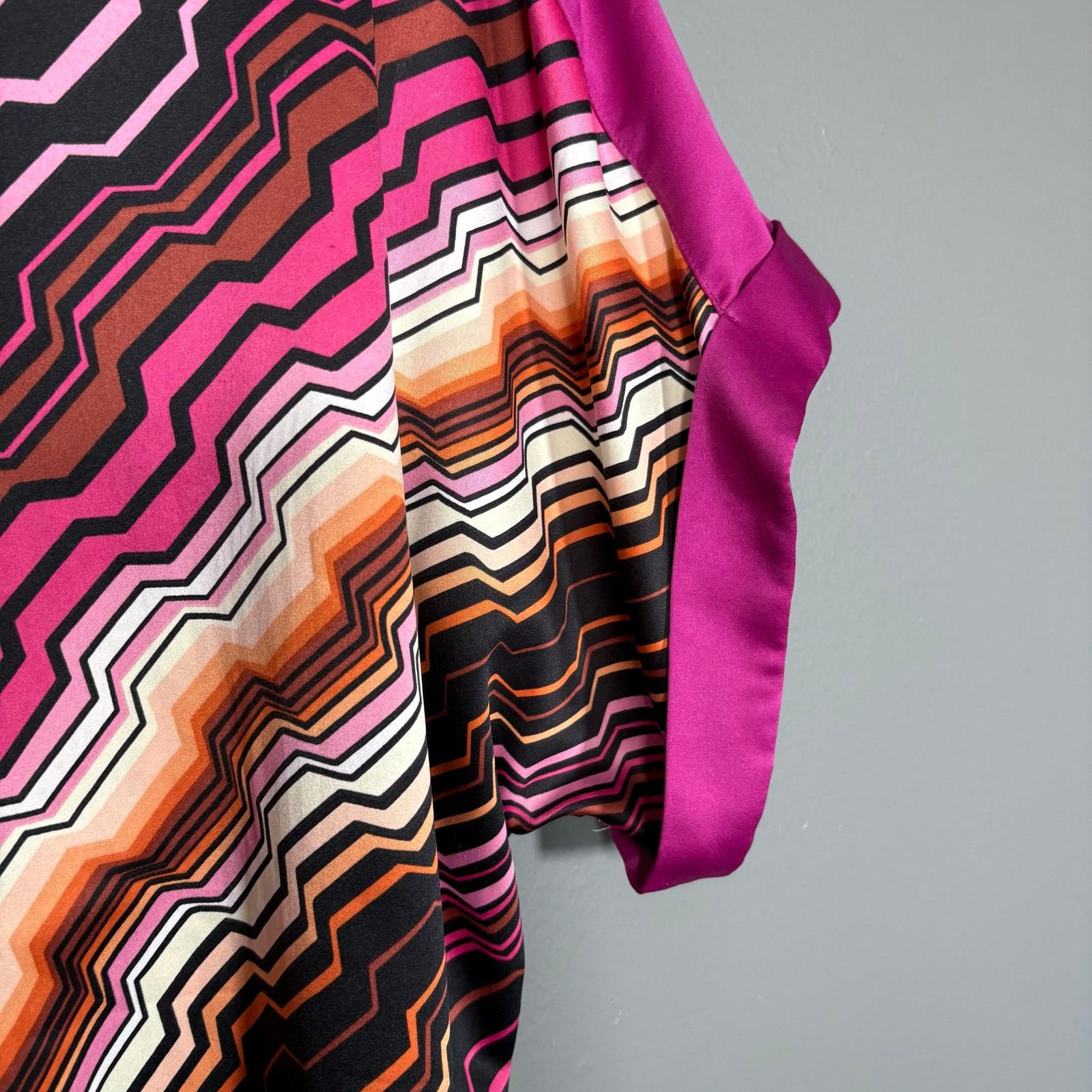 Other Fashion Bug Bright Pink & Black Y2K Funky Print Bold Top Size XL / US 12-14 / IT 48-50 - 3 Thumbnail