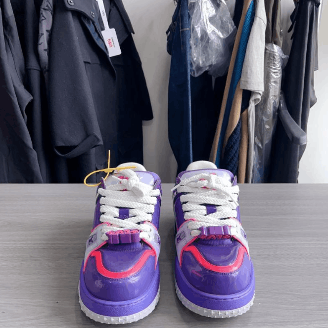 Louis Vuitton Louis Vuitton low-top sneakers 43.5 Size US 10.5 / EU 43-44 - 2 Thumbnail