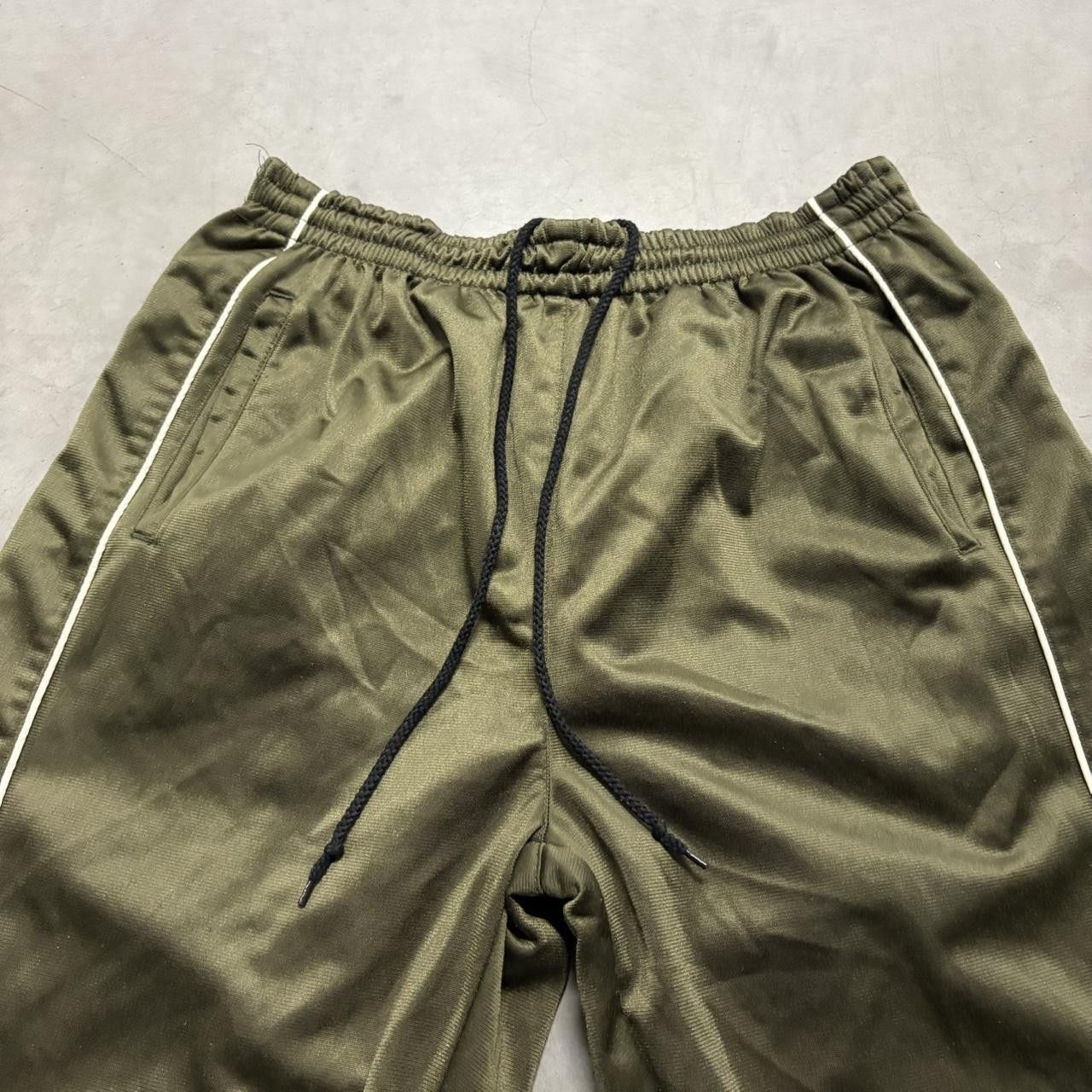 Vintage Crazy Vintage Y2K/2000s Baggy Green and Black Reversible double sided Track Pants! Size US 34 / EU 50 - 4 Thumbnail