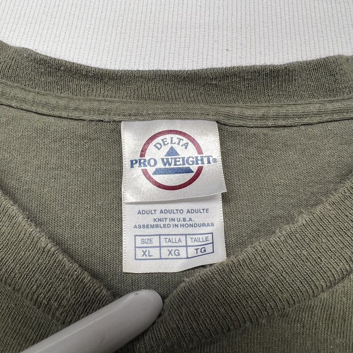 Delta Devils Tower Wyoming Tee Shirt Green National Monument Park Size US XL / EU 56 / 4 - 5 Thumbnail
