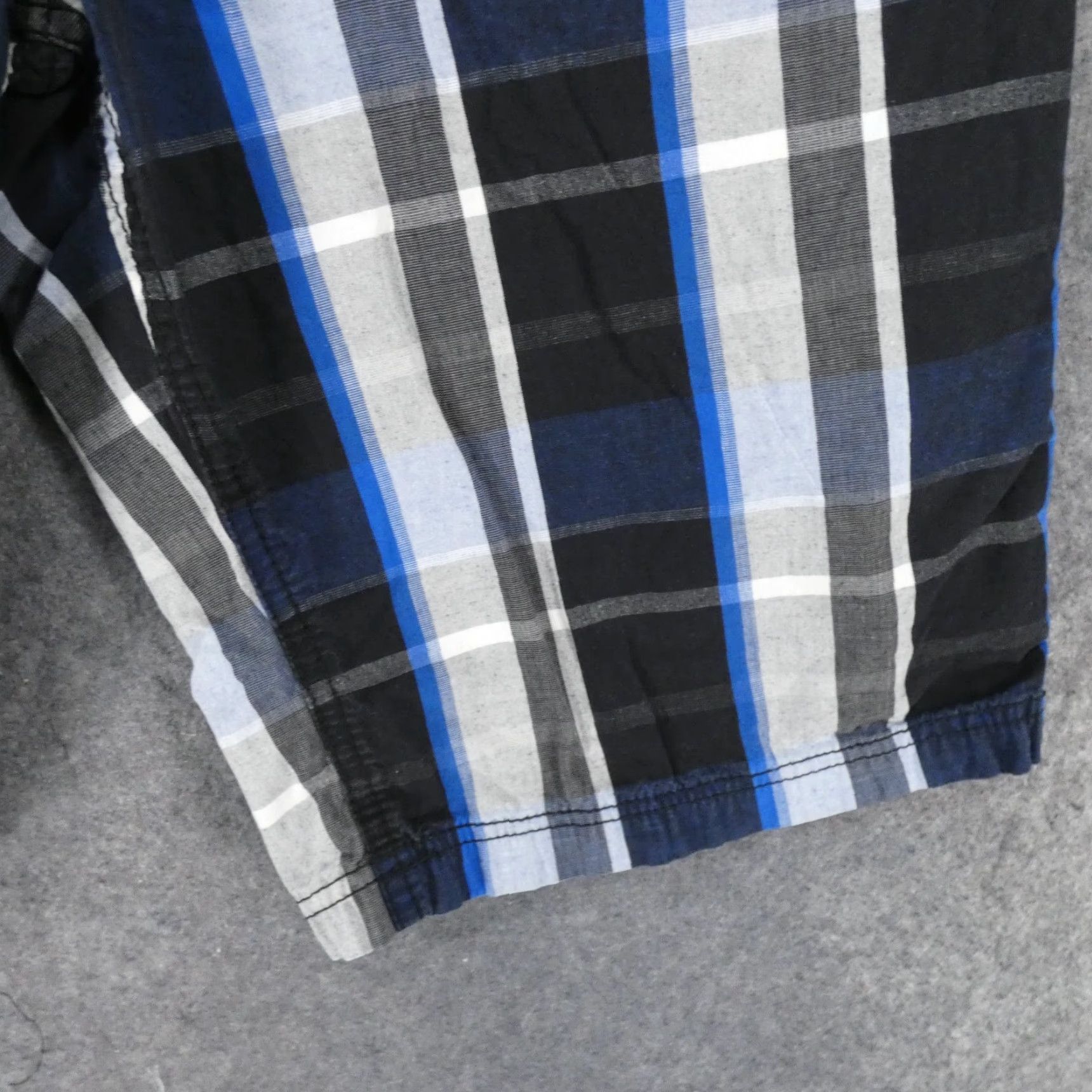 Southpole Southpole Shorts Mens 29 Chino Flat Front Navy Black Plaid Size US 29 - 4 Thumbnail