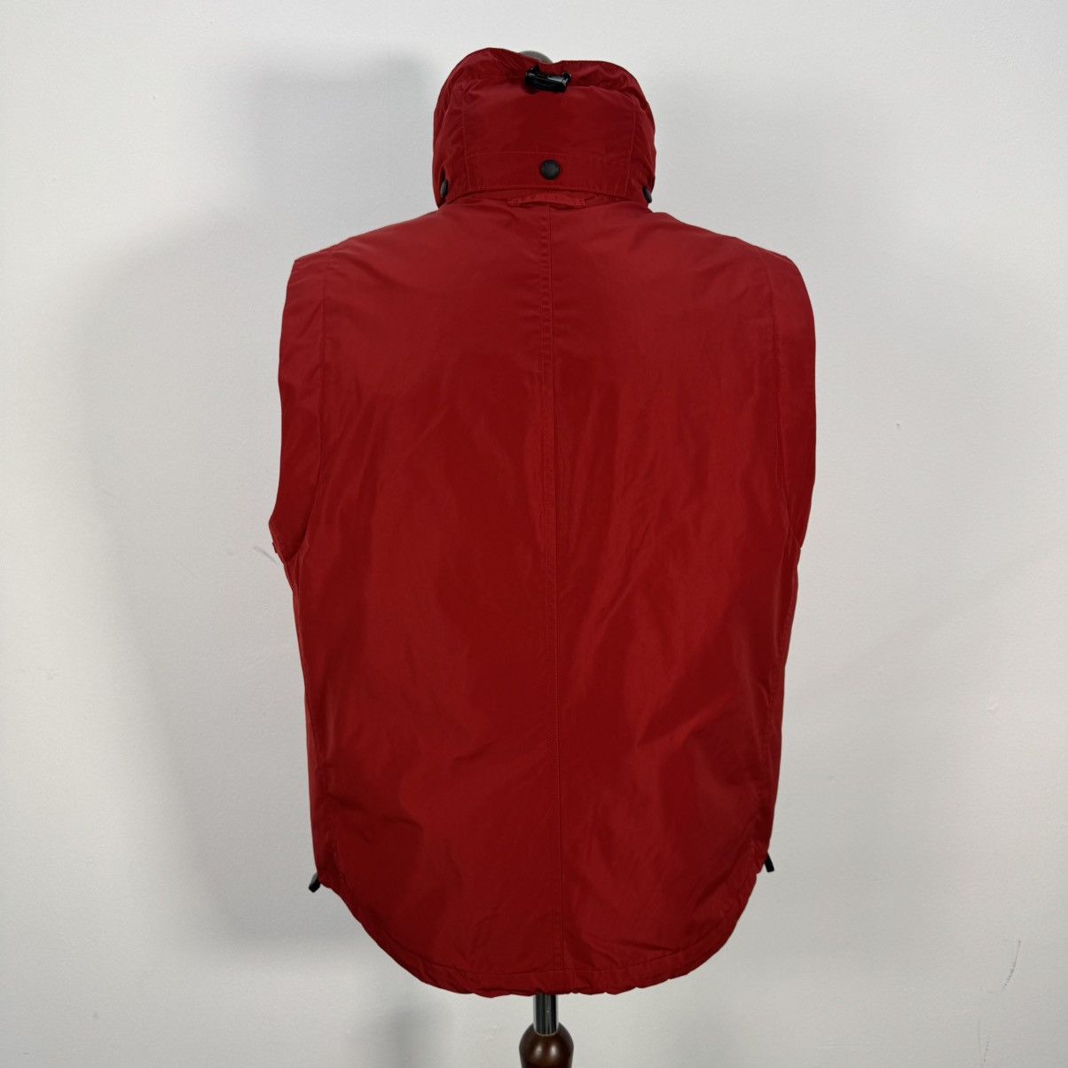 Burberry BURBERRY sleeveless red size 56 Size US XL / EU 56 / 4 - 2 Thumbnail