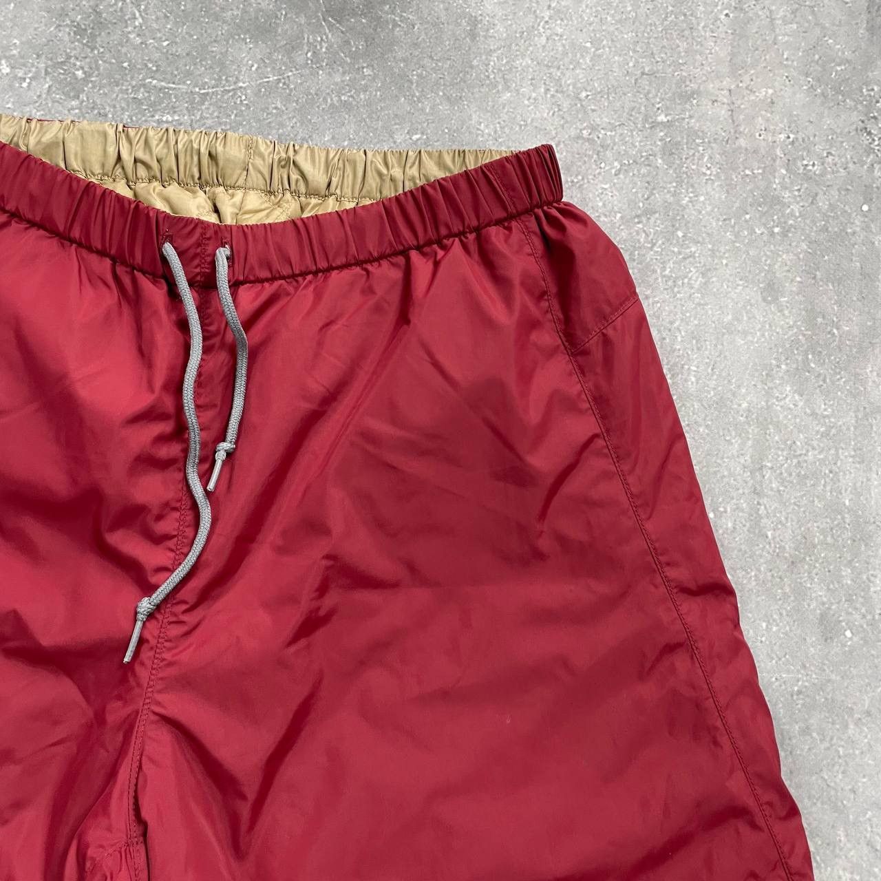Japanese Brand × Montbell Montbell Reversible Thermawrap Shorts Women's Red/ Gold Size 26" / US 2 / IT 38 - 18 Thumbnail