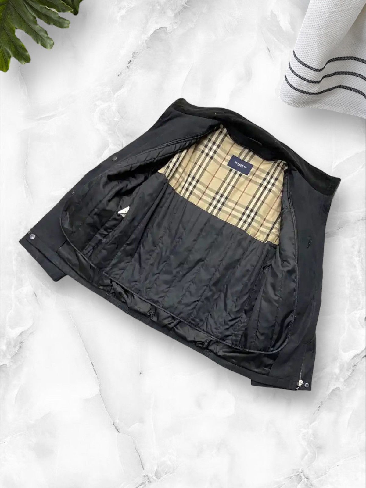 Burberry × Vintage Vintage Burberry Nova Check Velvet Bomber Jacket Size US L / EU 52-54 / 3 - 2 Thumbnail