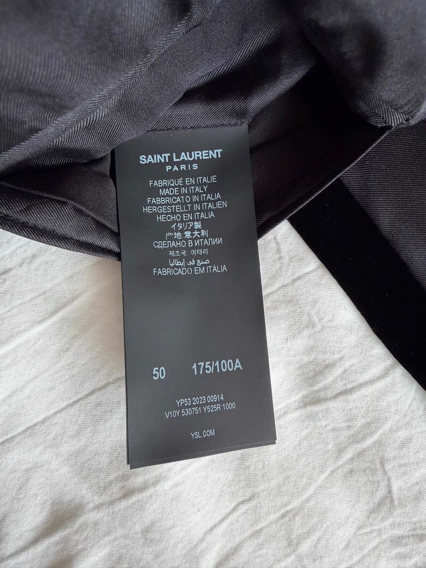 Saint Laurent Paris Saint Laurent Men's Velvet Suit K33 Size US M / EU 48-50 / 2 - 8 Thumbnail