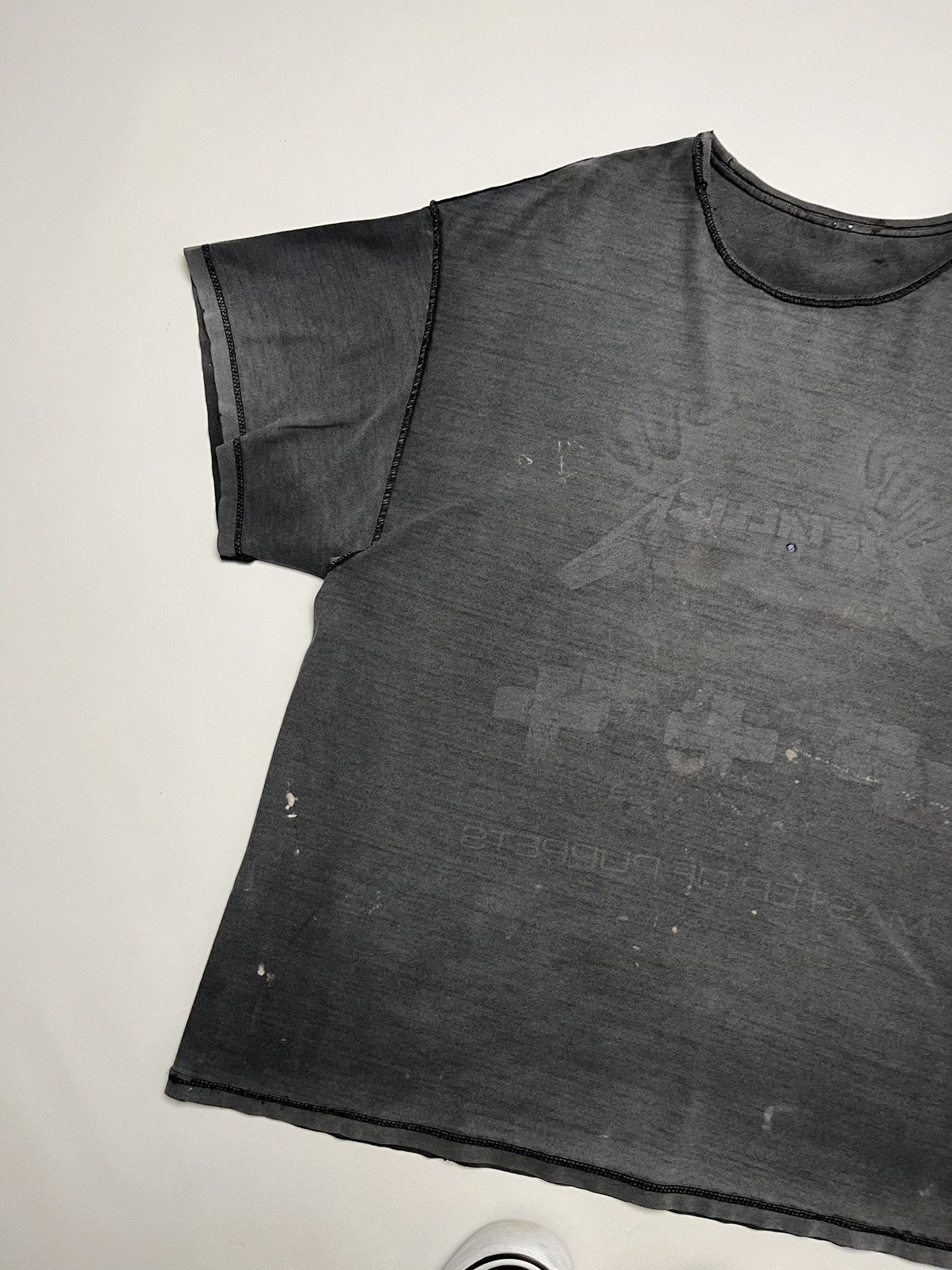 Metallica Vintage 1994 Metallica thrashed tour tee Size US L / EU 52-54 / 3 - 22 Thumbnail