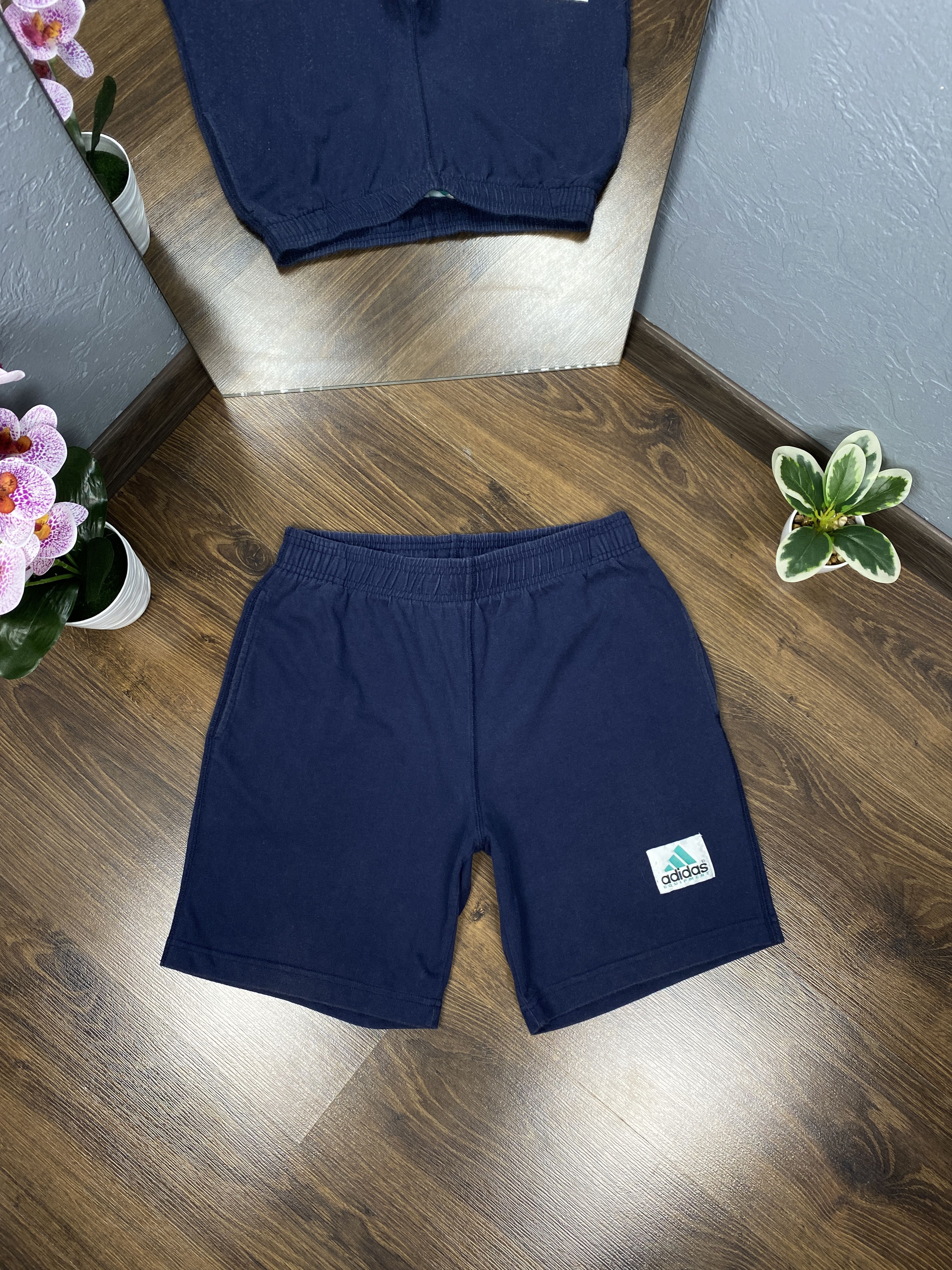 Adidas Adidas Equipment Vintage mens cotton shorts Size US 30 / EU 46 - 1 Thumbnail
