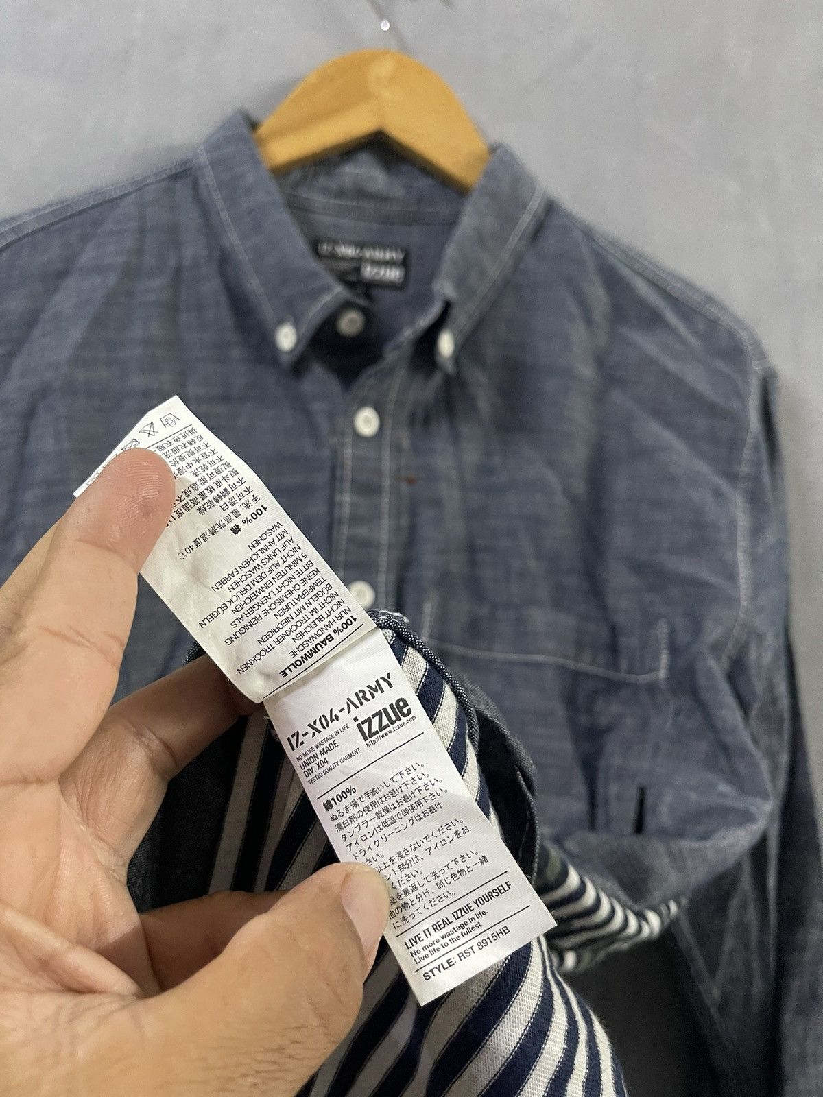 izzue IZZUE - X04 ARMY - Chambray + Camo Shirt Size US XL / EU 56 / 4 - 8 Thumbnail