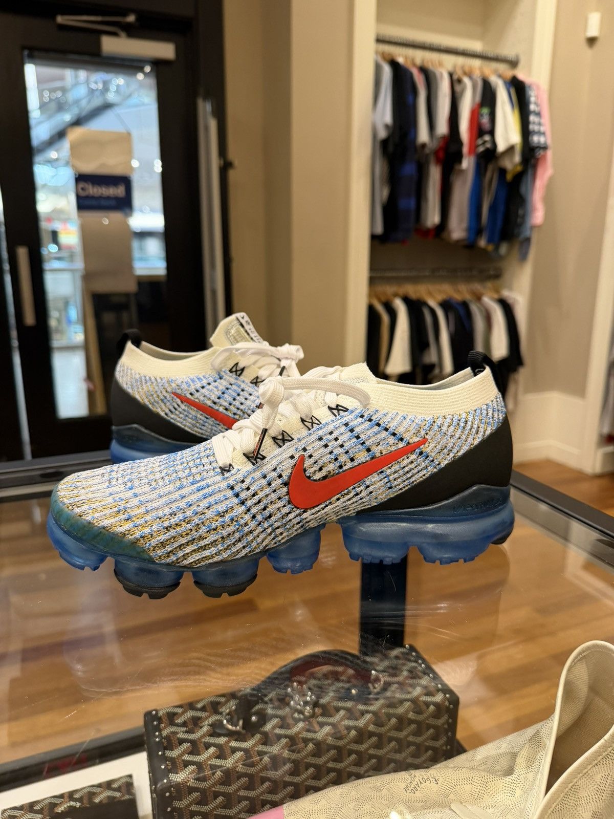 Nike Nike Air Vapormax Flyknit 3 ‘Photo Blue Club Gold’ Size US 9.5 / EU 42-43 - 2 Thumbnail