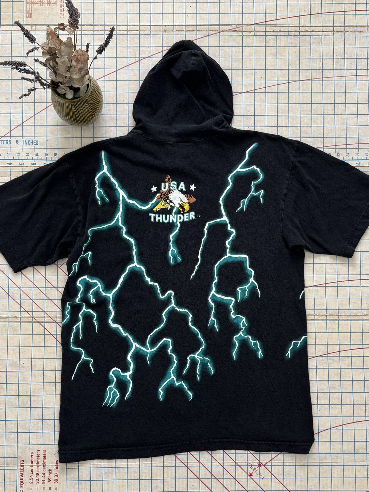 Vintage Vintage American Thunder Dragon Hoodie T-Shirt Mens Large Size US L / EU 52-54 / 3 - 8 Thumbnail