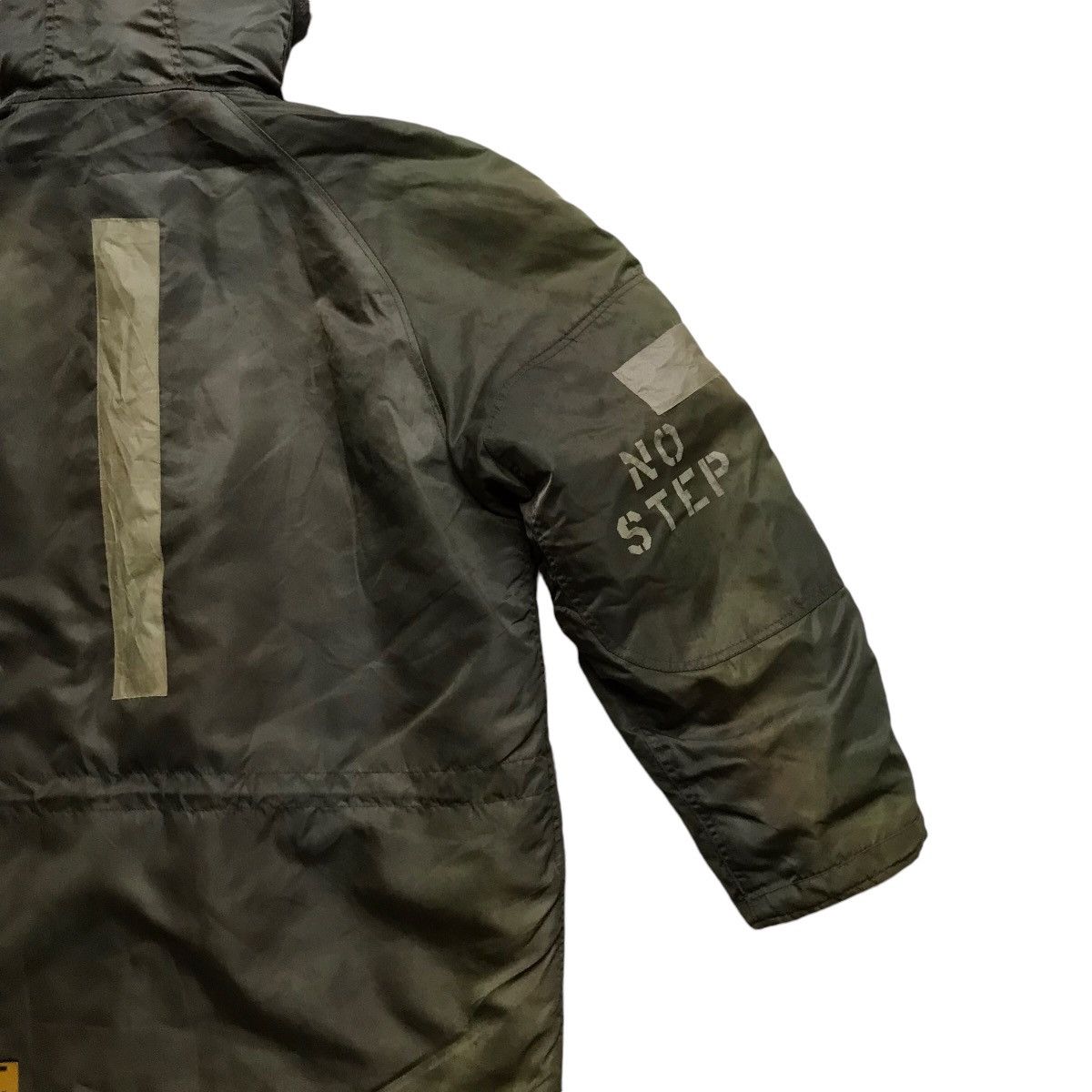Avirex RARE VINTAGE AVIREX BOMBER FAUX FUR PARKA SUN FADED JACKET Size US L / EU 52-54 / 3 - 9 Thumbnail