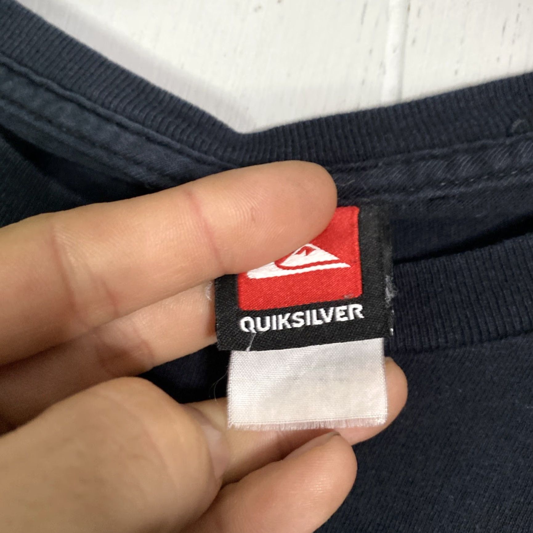 Quiksilver VINTAGE Quiksilver T-Shirt Surfing Beach Grunge Black L Mens 90s Gift? Size US L / EU 52-54 / 3 - 3 Thumbnail