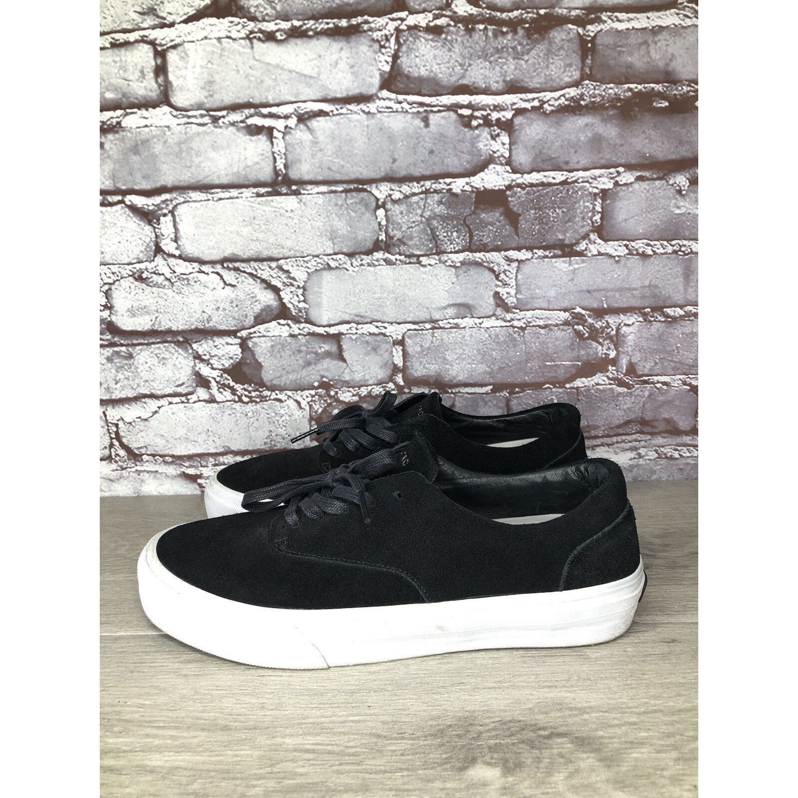 Other CU4TRO Black Suede Leather Lace Up Low Top Sneakers Shoes Wo Size US 10 / IT 40 - 1 Thumbnail